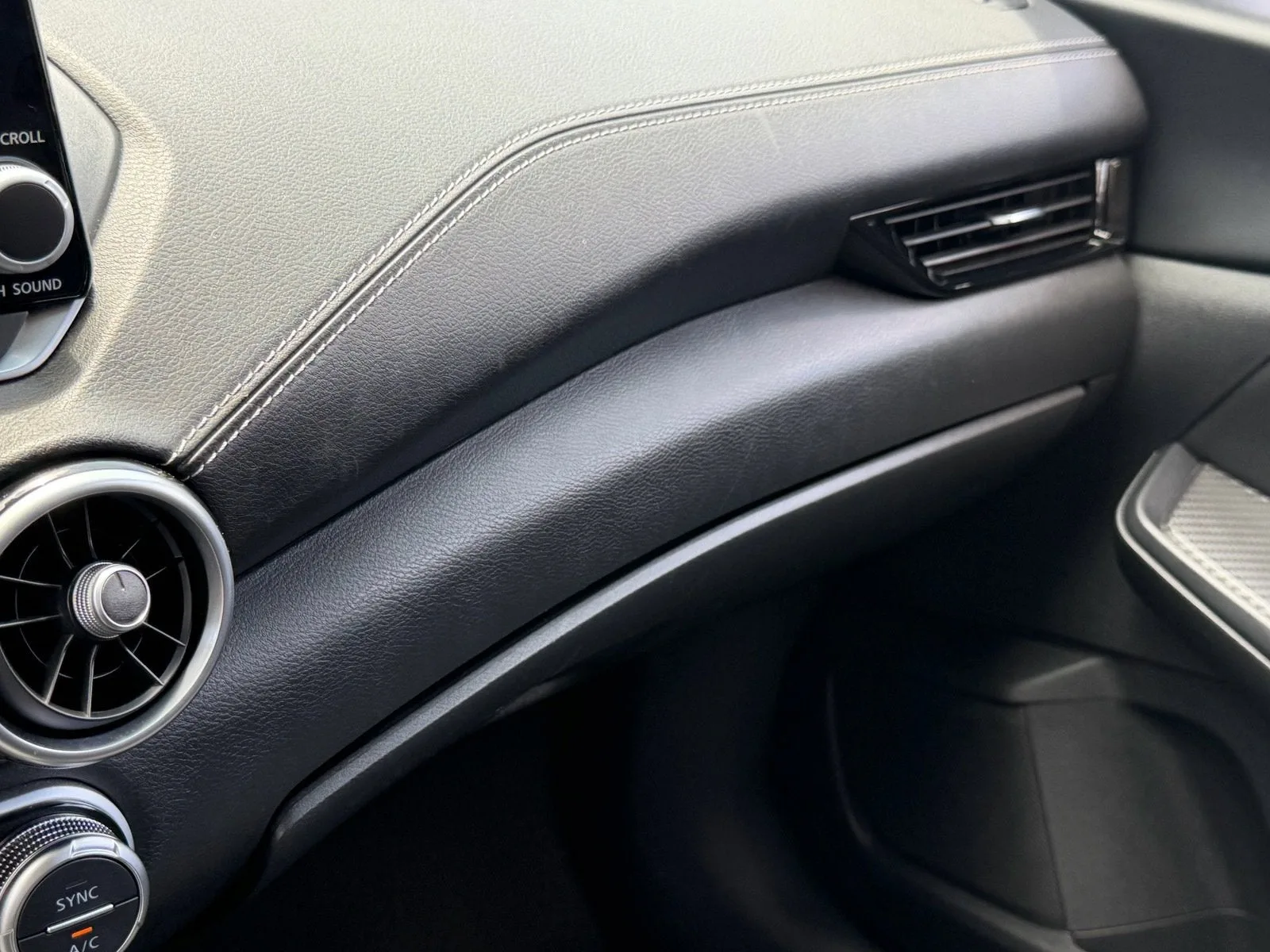 2024 Nissan Sentra SV photo 29