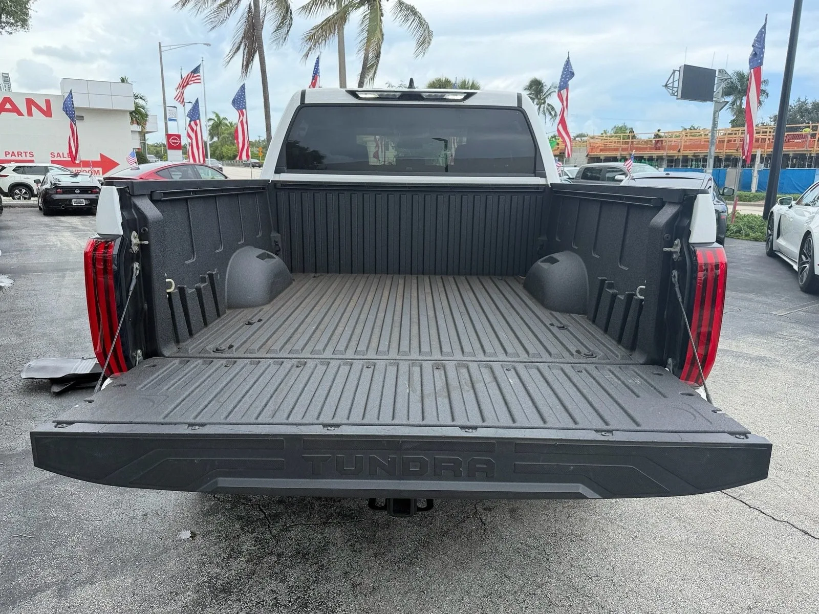 2023 Toyota Tundra 4WD SR5 photo 14