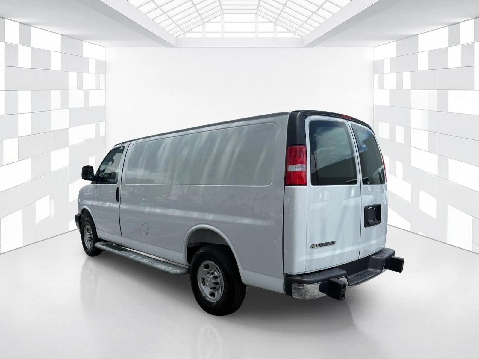 2025 Chevrolet Express Cargo Van Work Van photo 5
