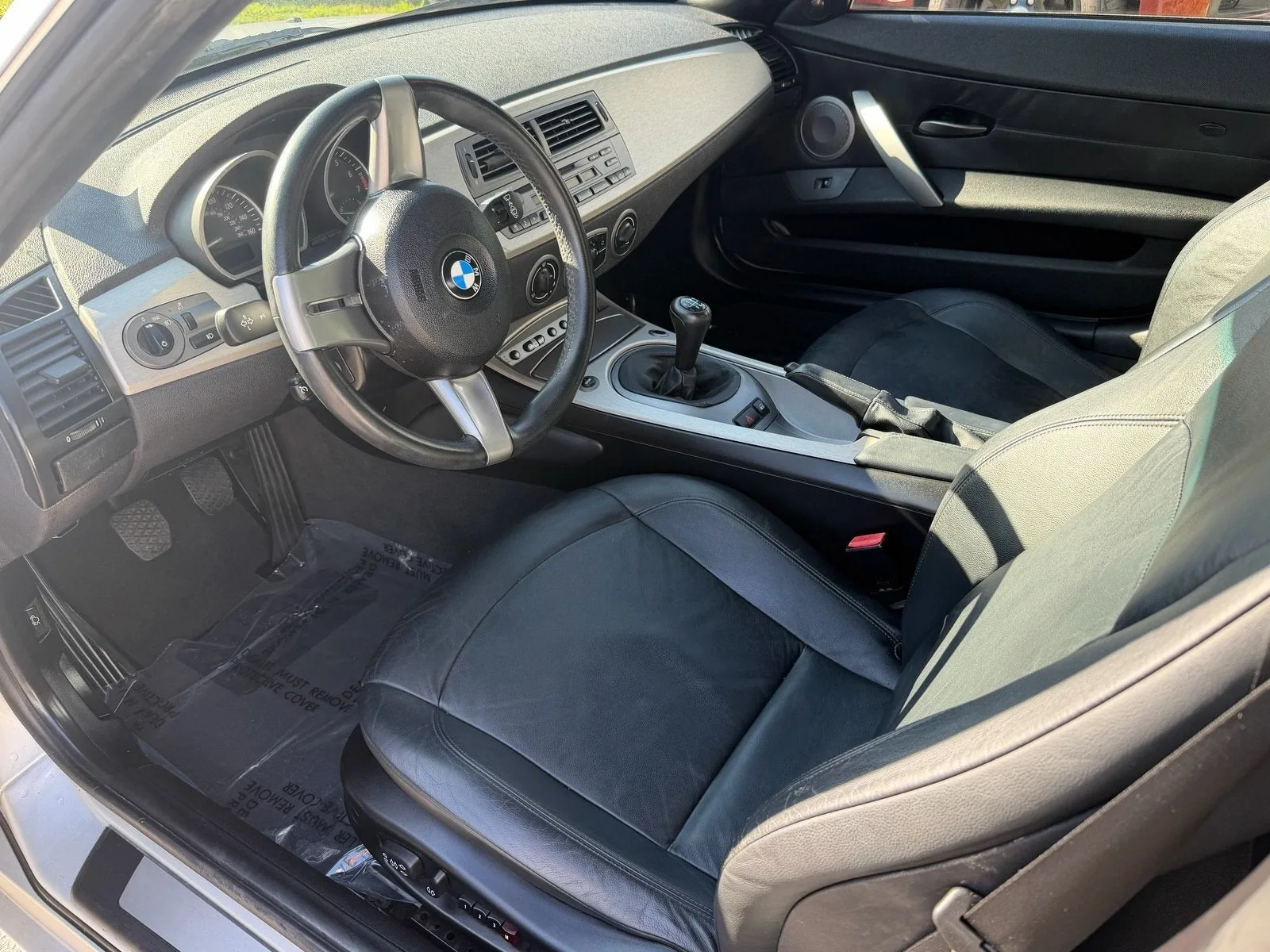 2003 BMW Z4 2.5i photo 10
