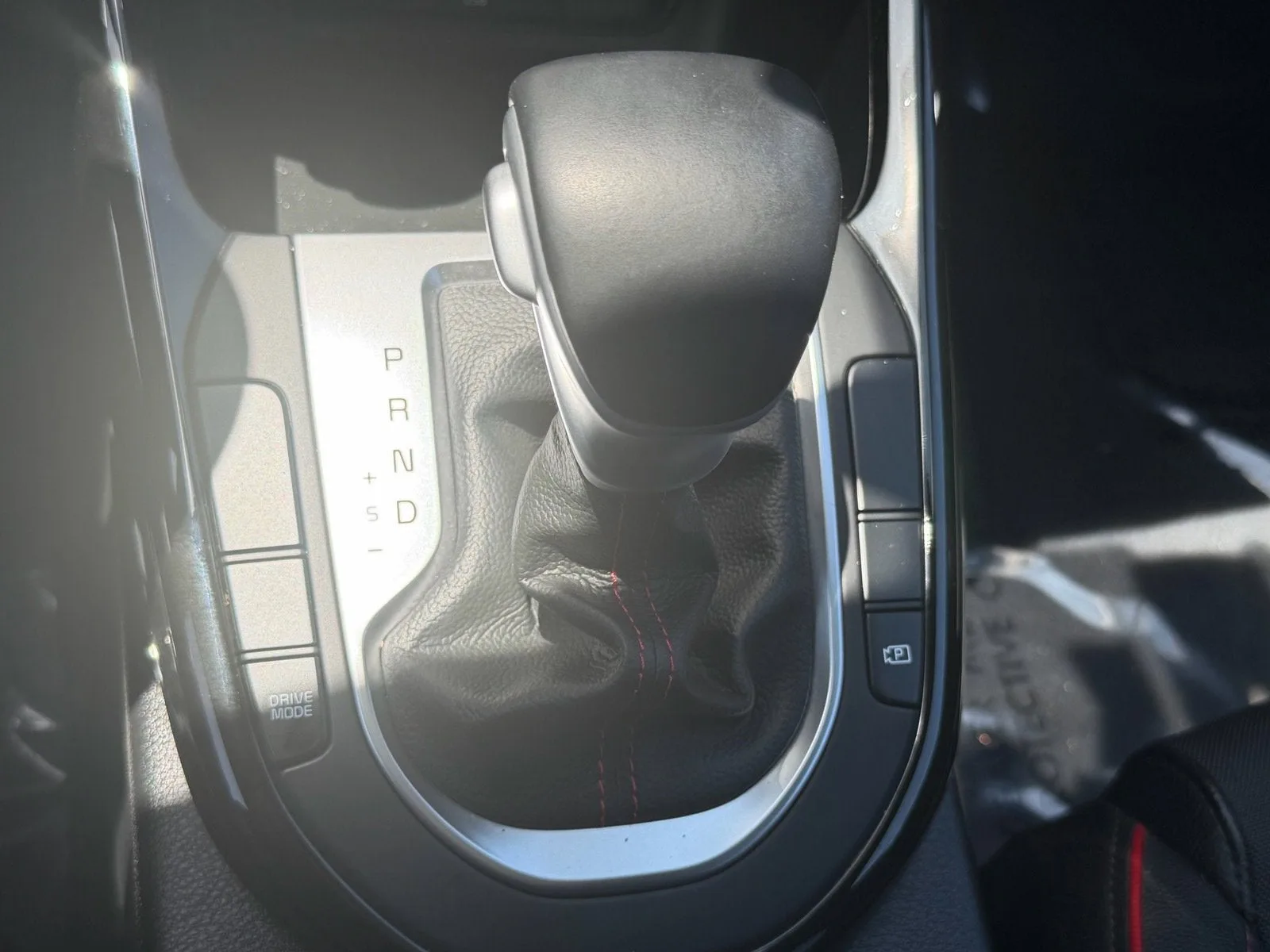 2022 Kia Forte GT photo 23