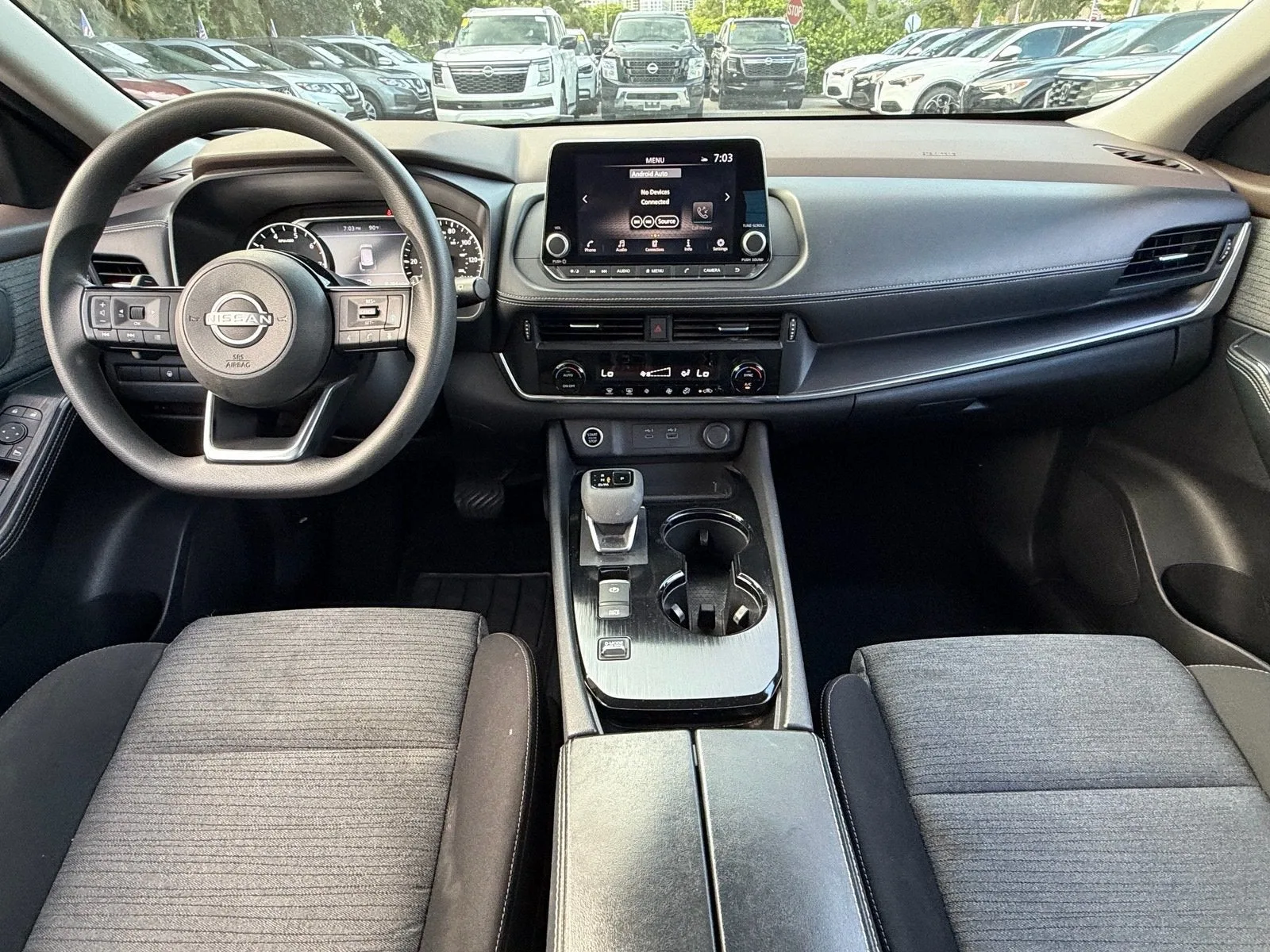 2023 Nissan Rogue SV photo 14