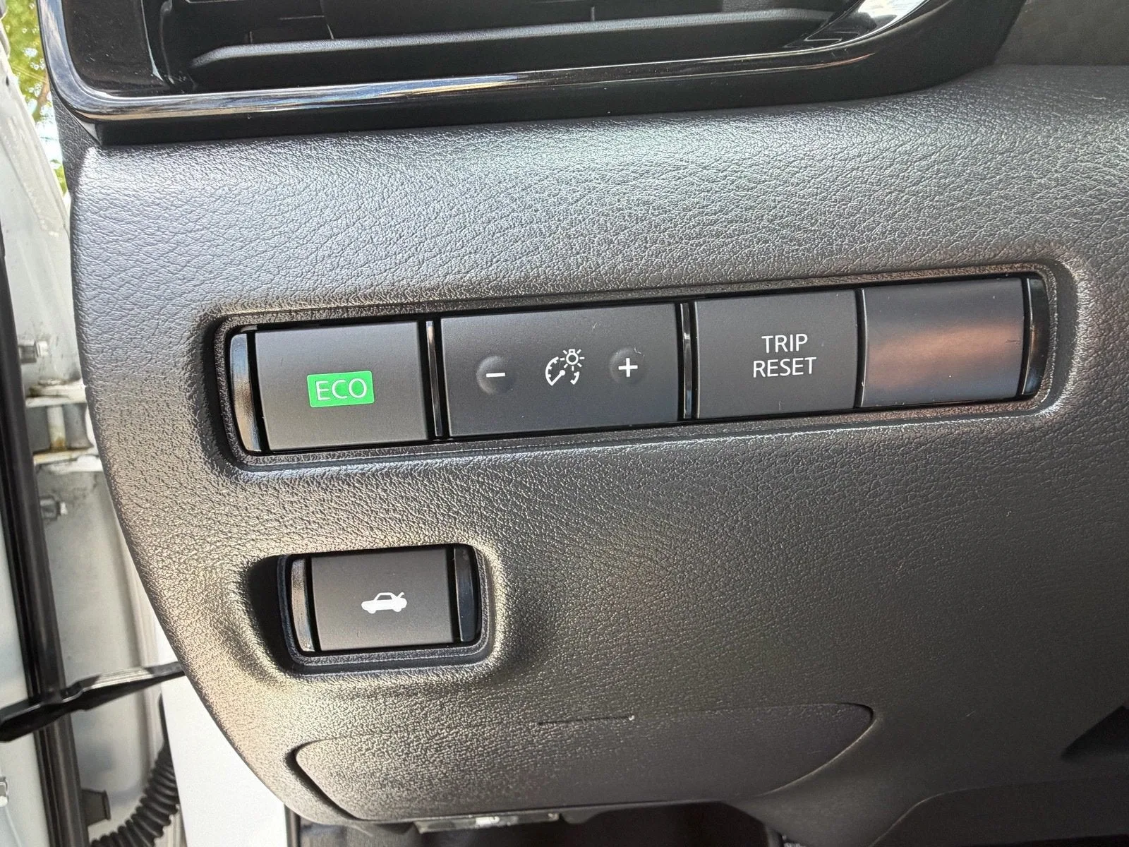 2024 Nissan Sentra SR photo 24