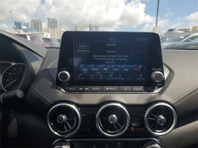 2025 Nissan Sentra SV photo 12