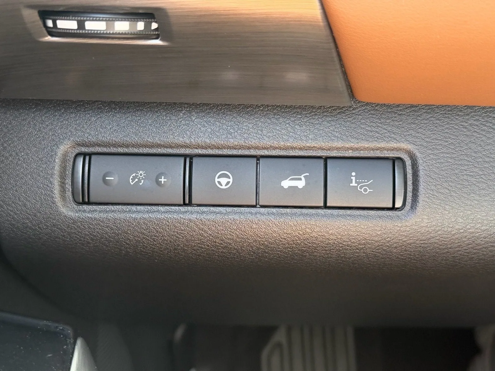 2025 Nissan Pathfinder Platinum photo 35