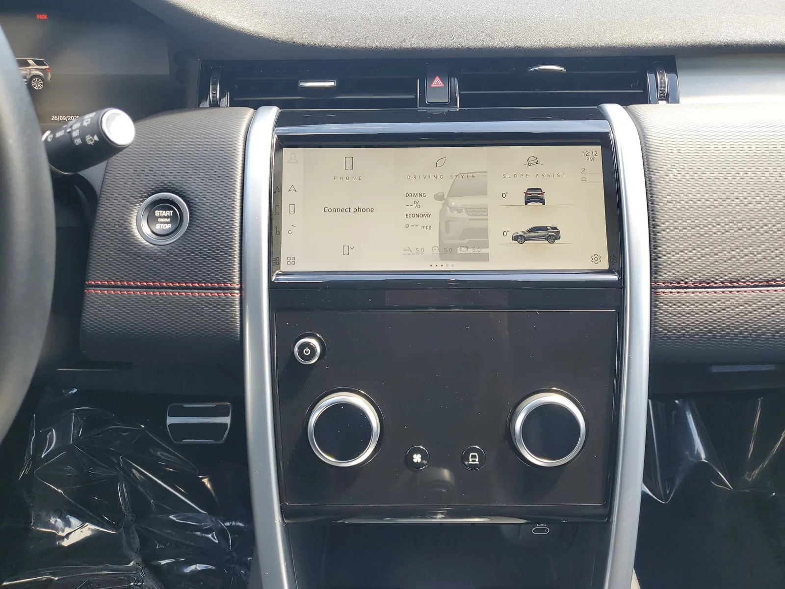 2023 Land Rover Discovery Sport SE R-Dynamic photo 23