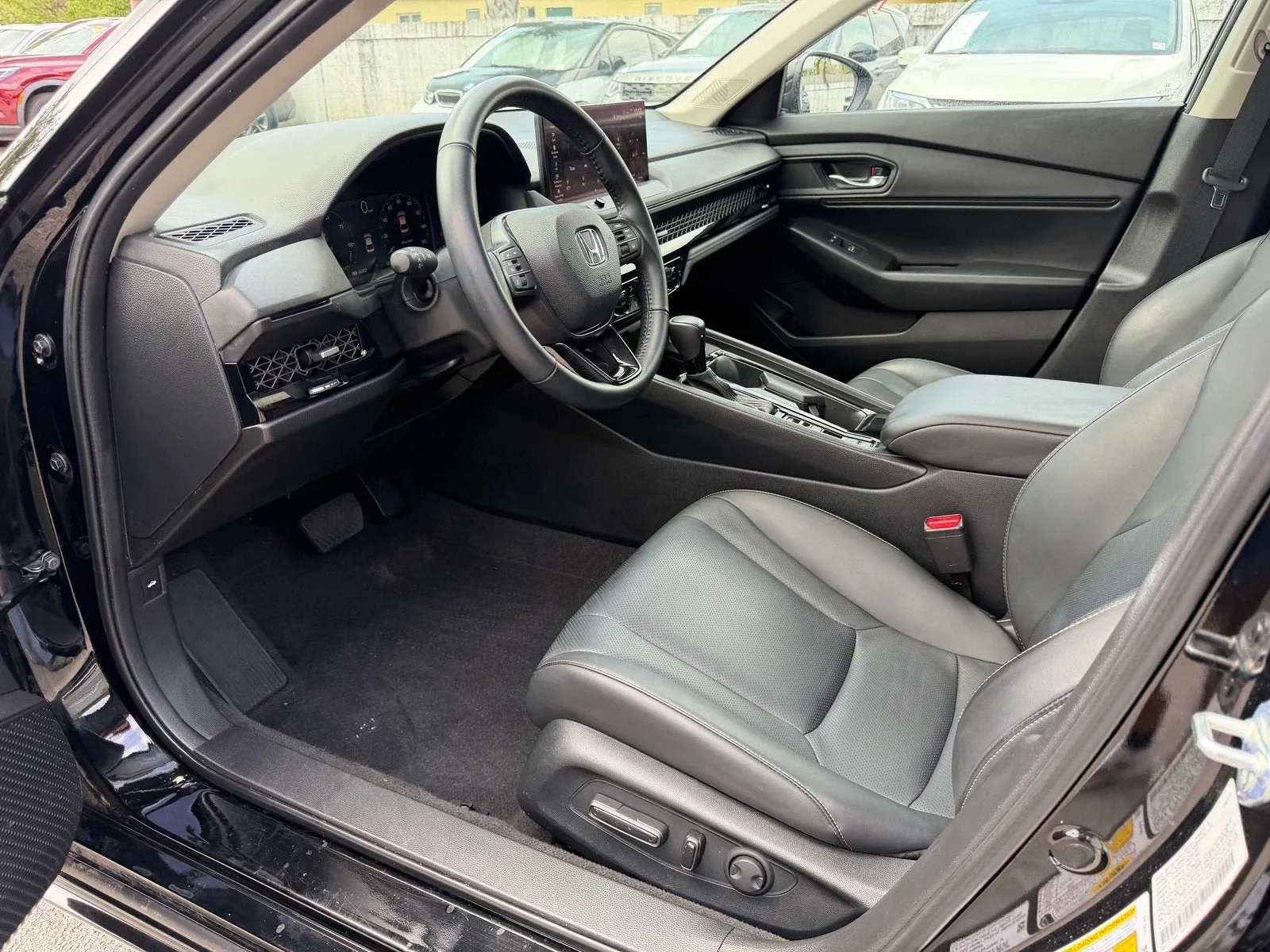 2023 Honda Accord Hybrid EX-L photo 11