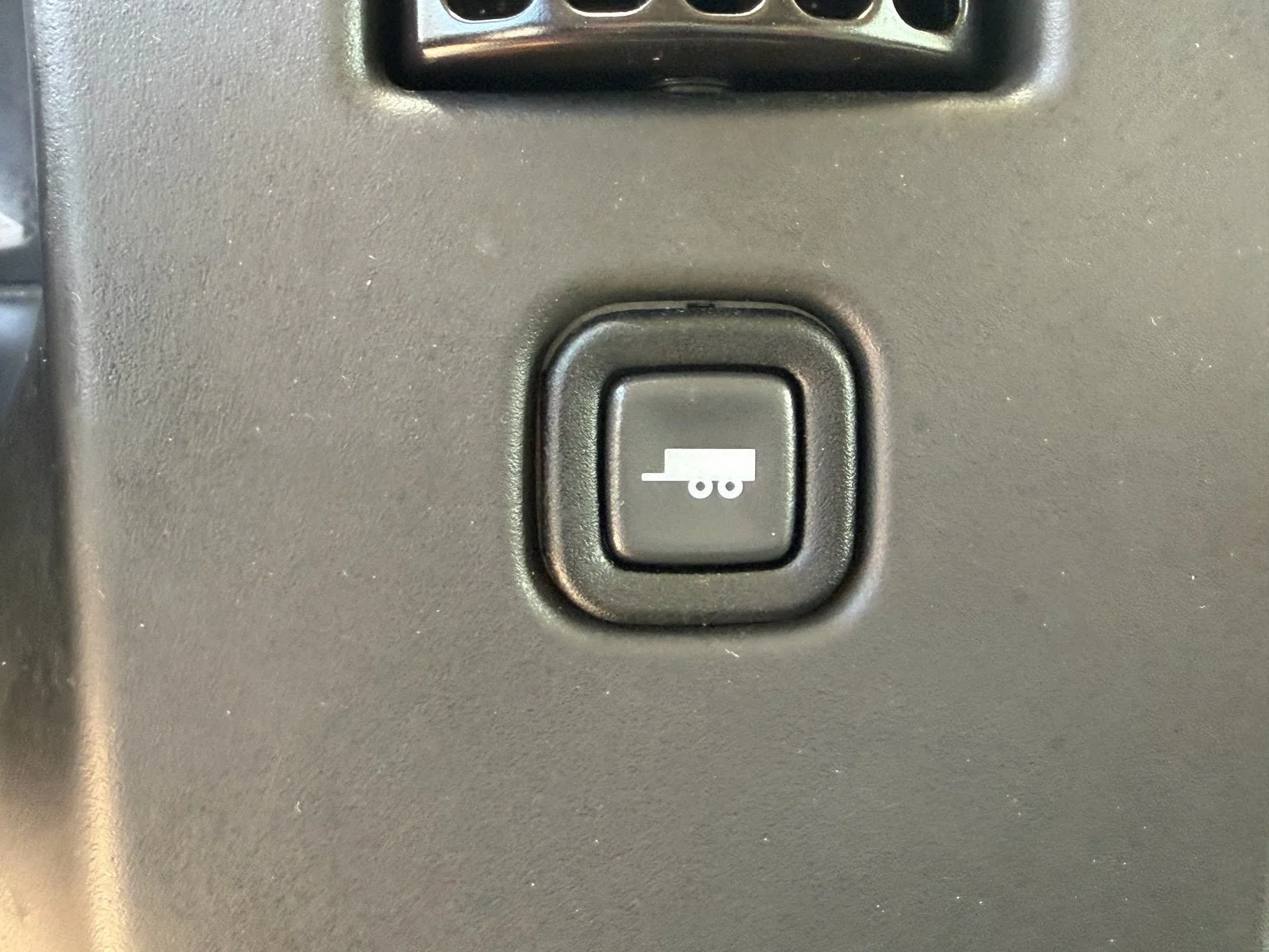 2024 Chevrolet Express Passenger LT photo 23