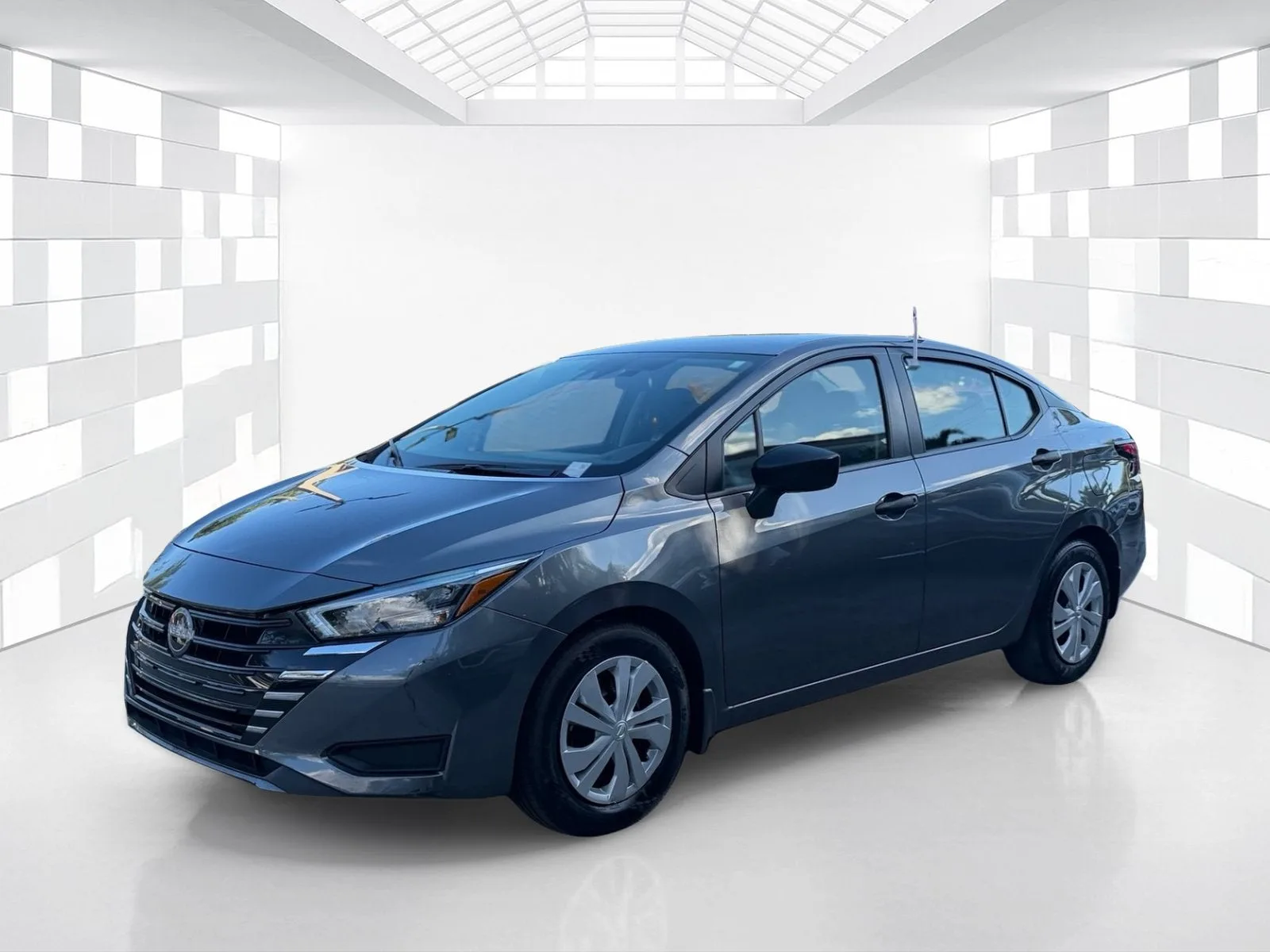2025 Nissan Versa S photo 3