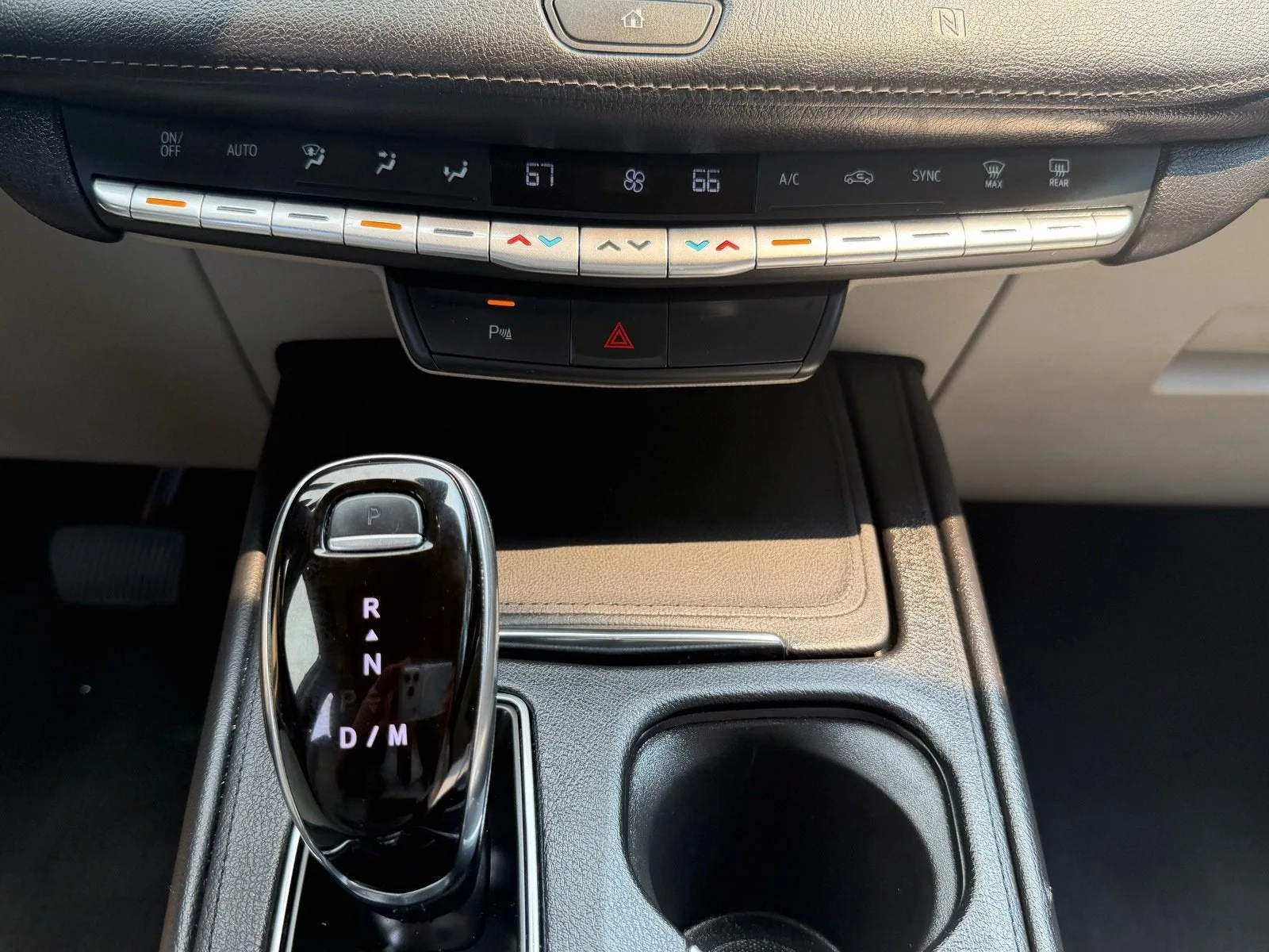 2020 Cadillac XT4 FWD Luxury photo 19