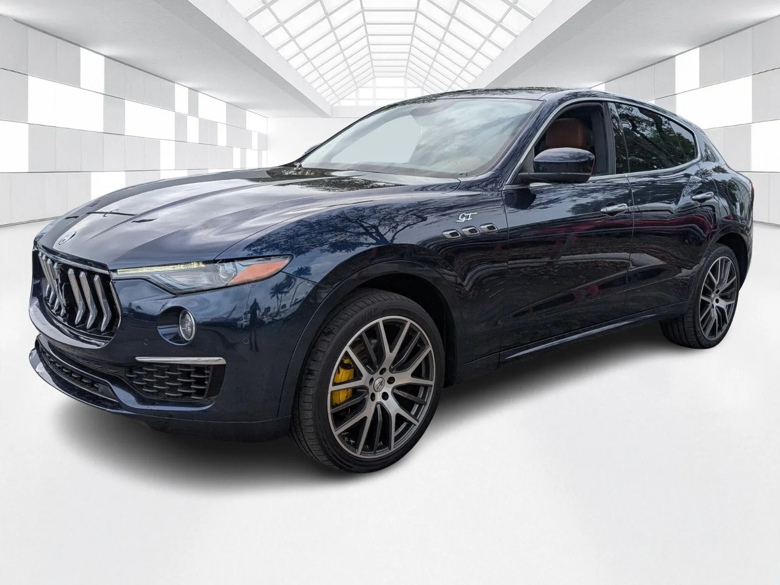 2022 Maserati Levante GT photo 3