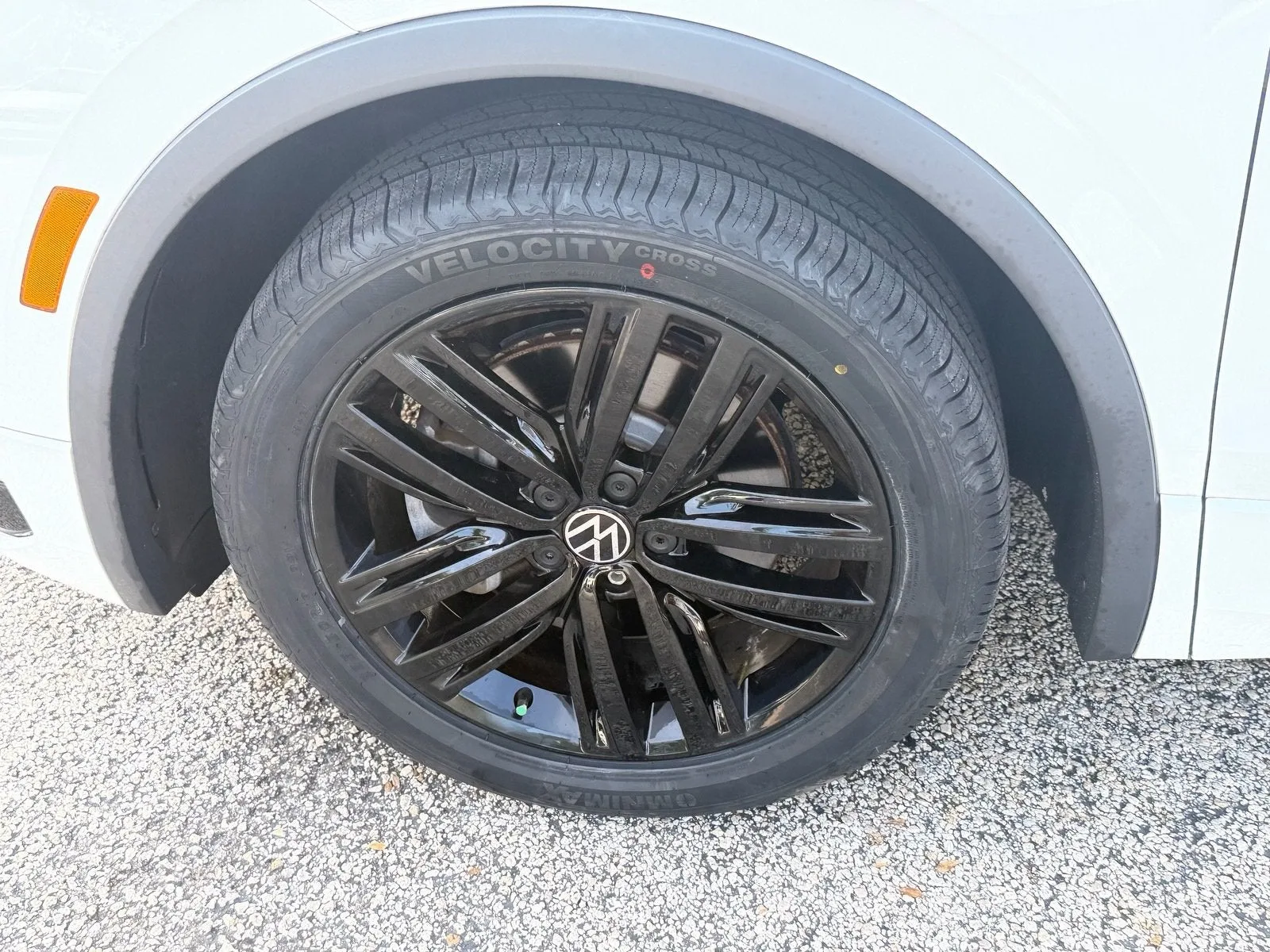 2022 Volkswagen Tiguan SE R-Line Black photo 21