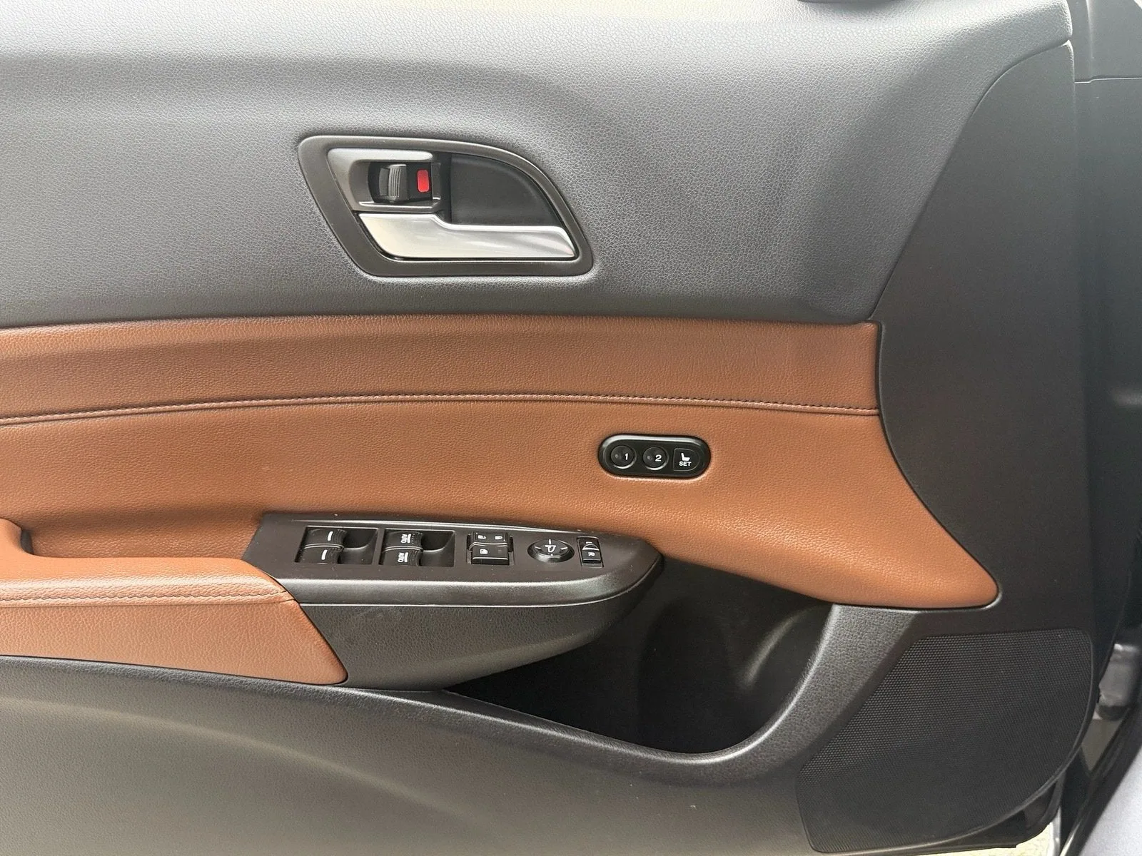 2020 Acura ILX w/Premium Pkg photo 32
