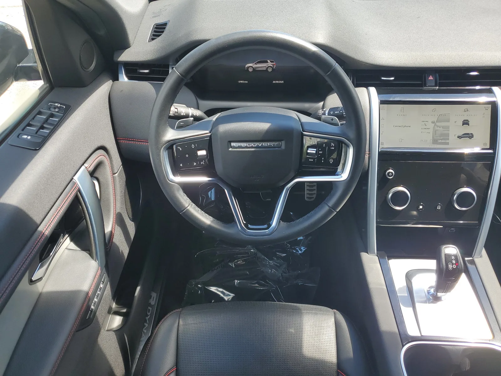 2023 Land Rover Discovery Sport SE R-Dynamic photo 15
