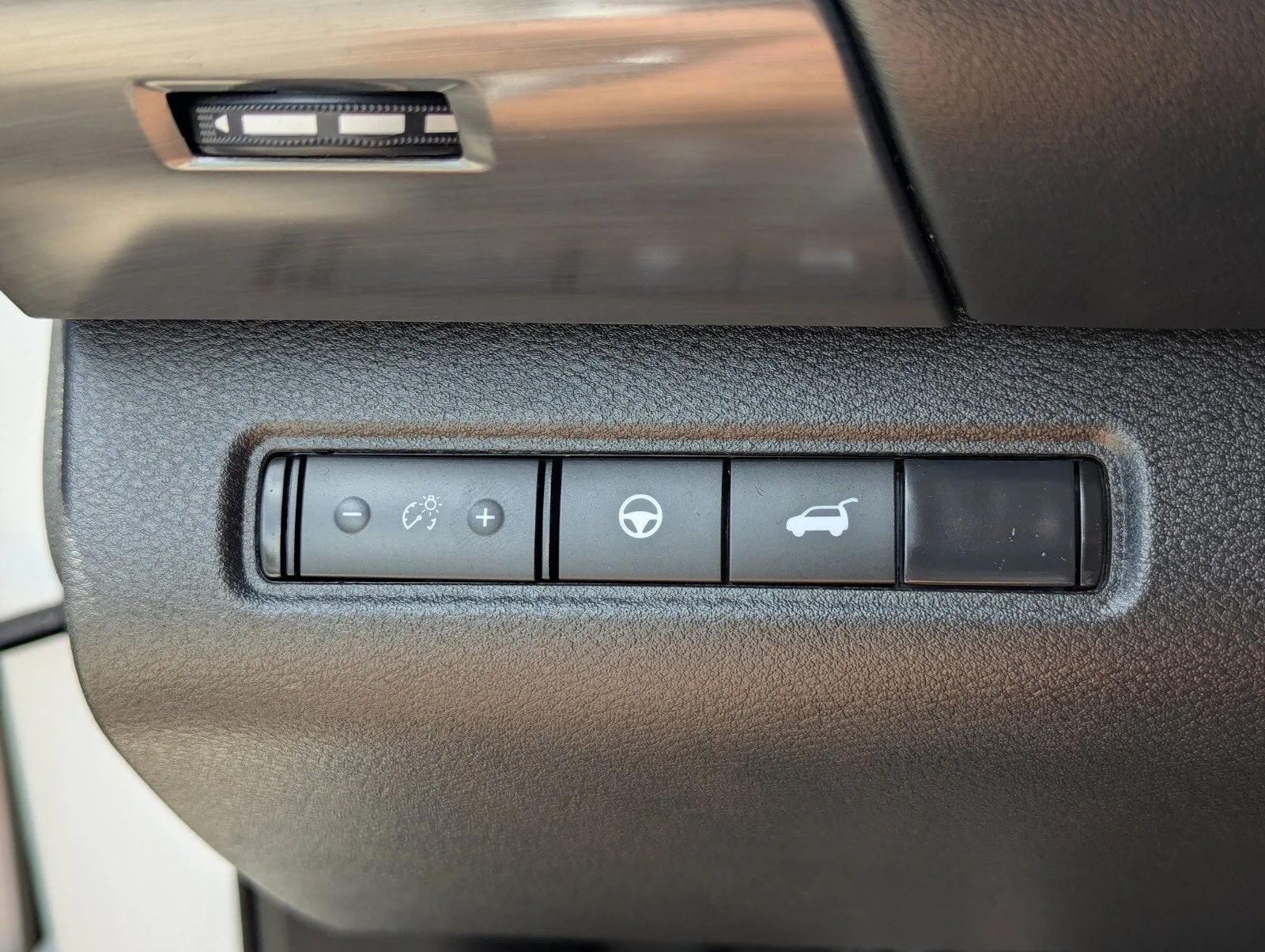 2025 Nissan Pathfinder SL photo 31
