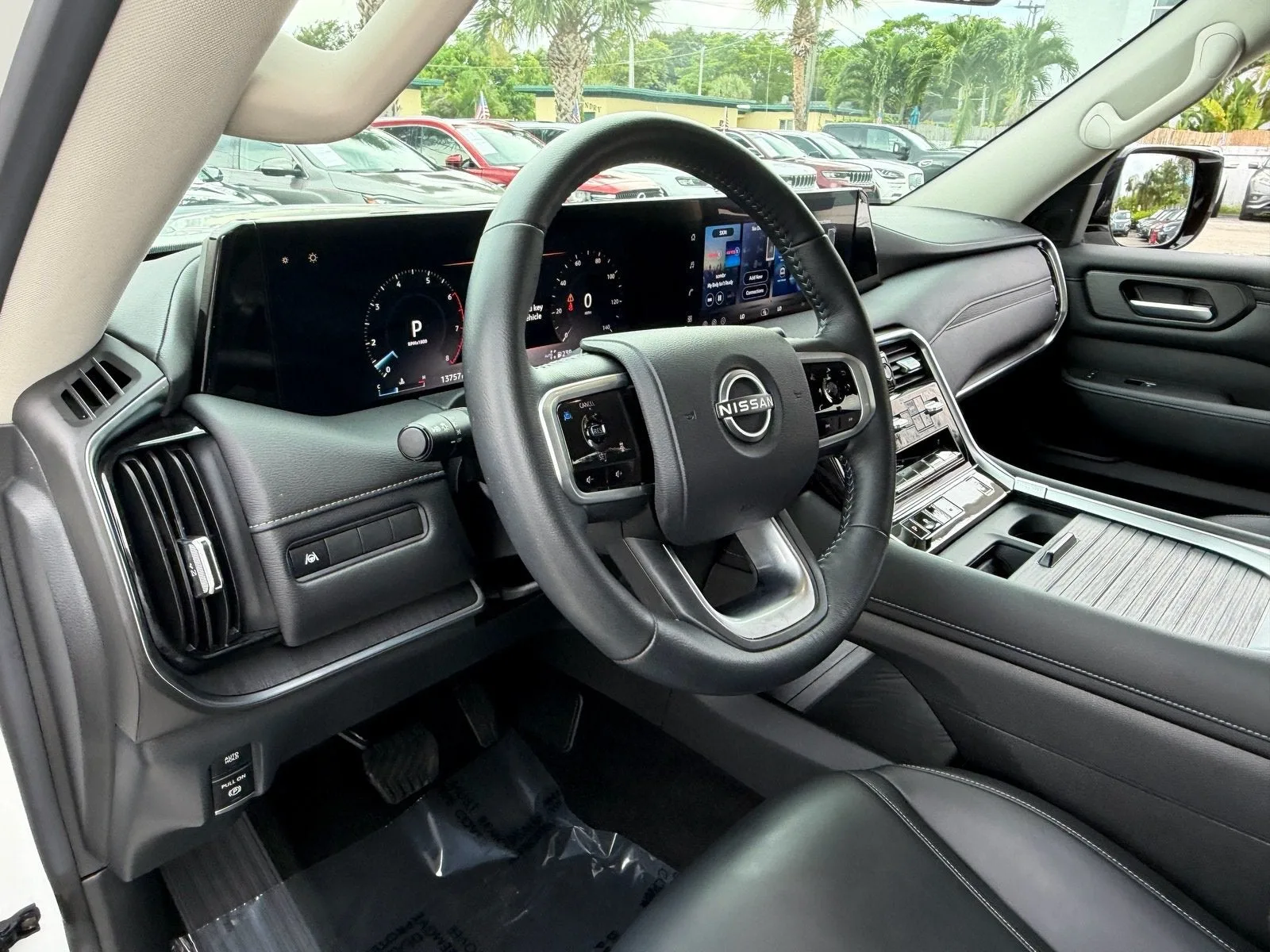 2026 Nissan Armada SV photo 10