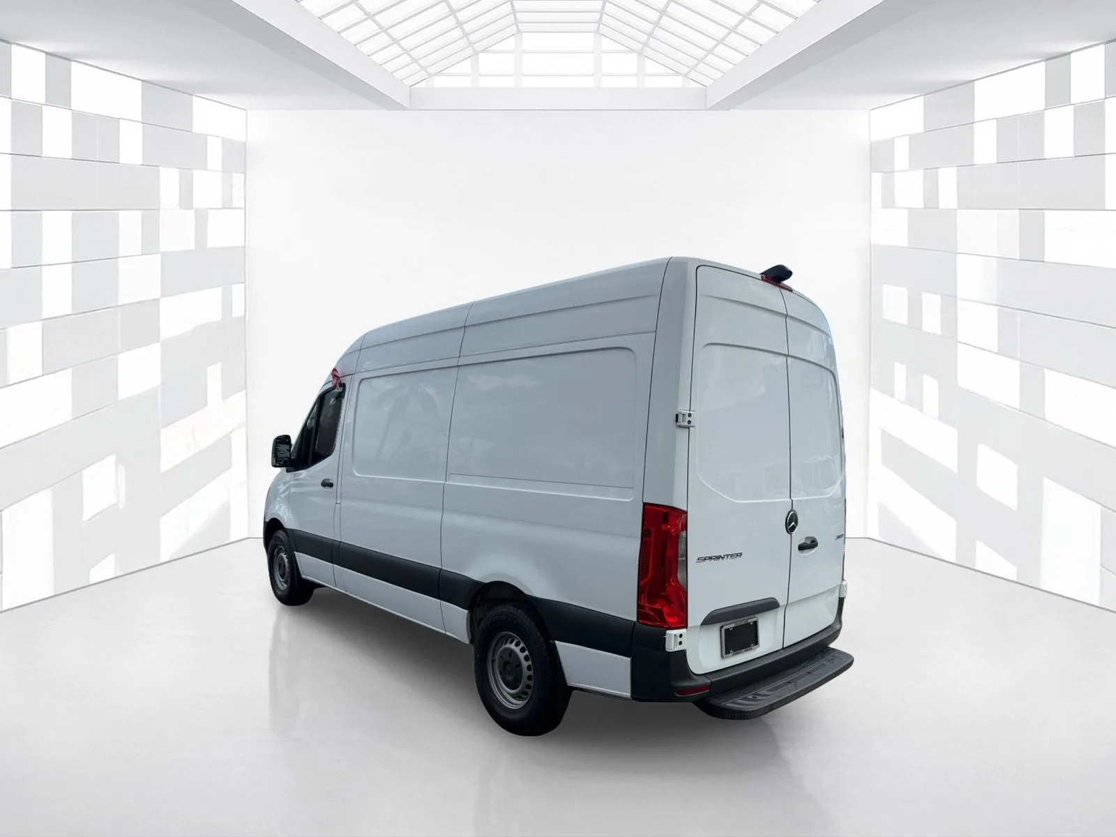 2022 Mercedes-Benz Sprinter Cargo Van Cargo 144 WB photo 5