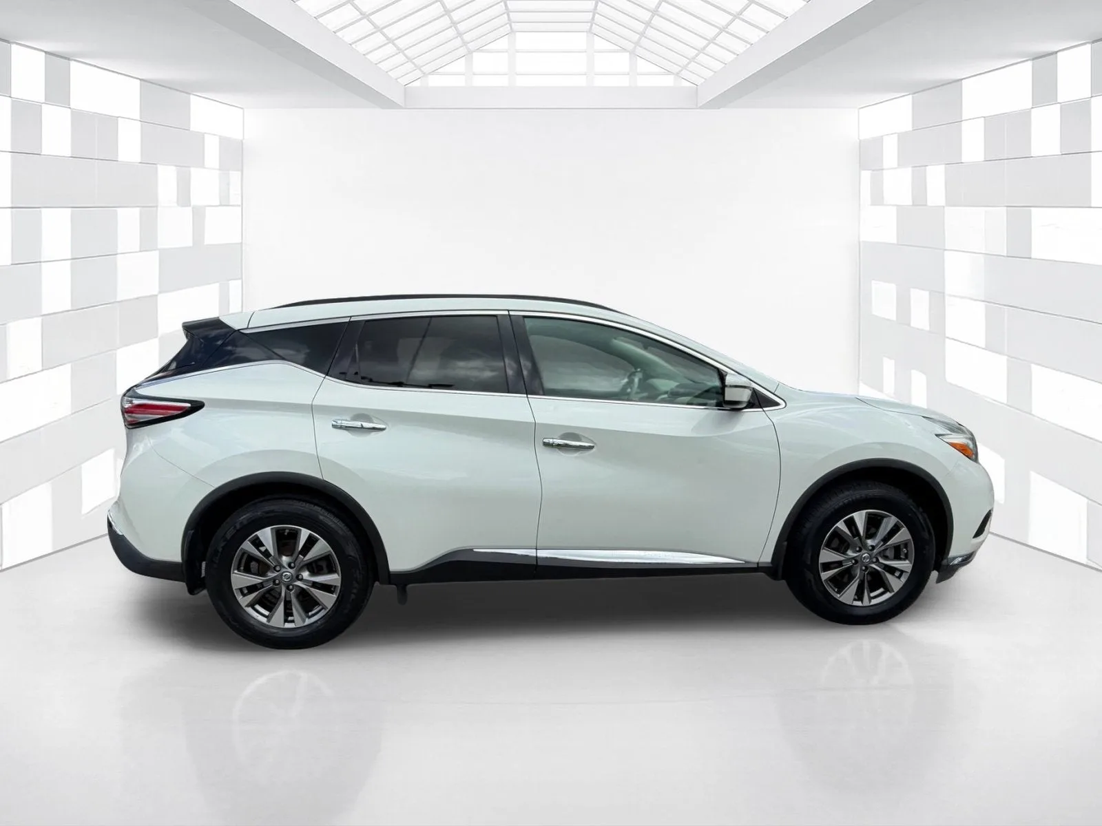 2016 Nissan Murano SV photo 8