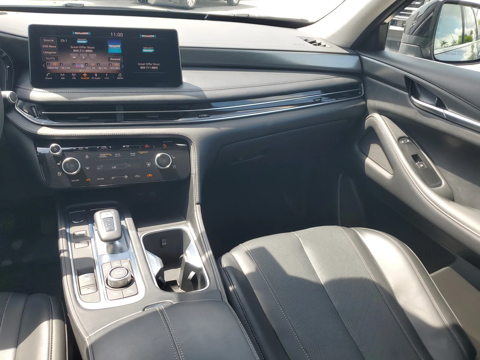 2022 INFINITI QX60 LUXE photo 18