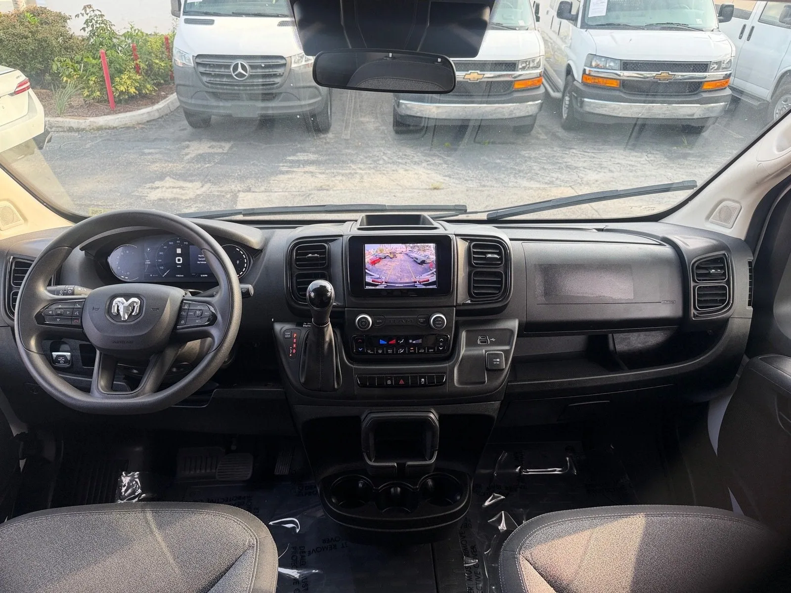 2025 RAM ProMaster Cargo Van Tradesman photo 17
