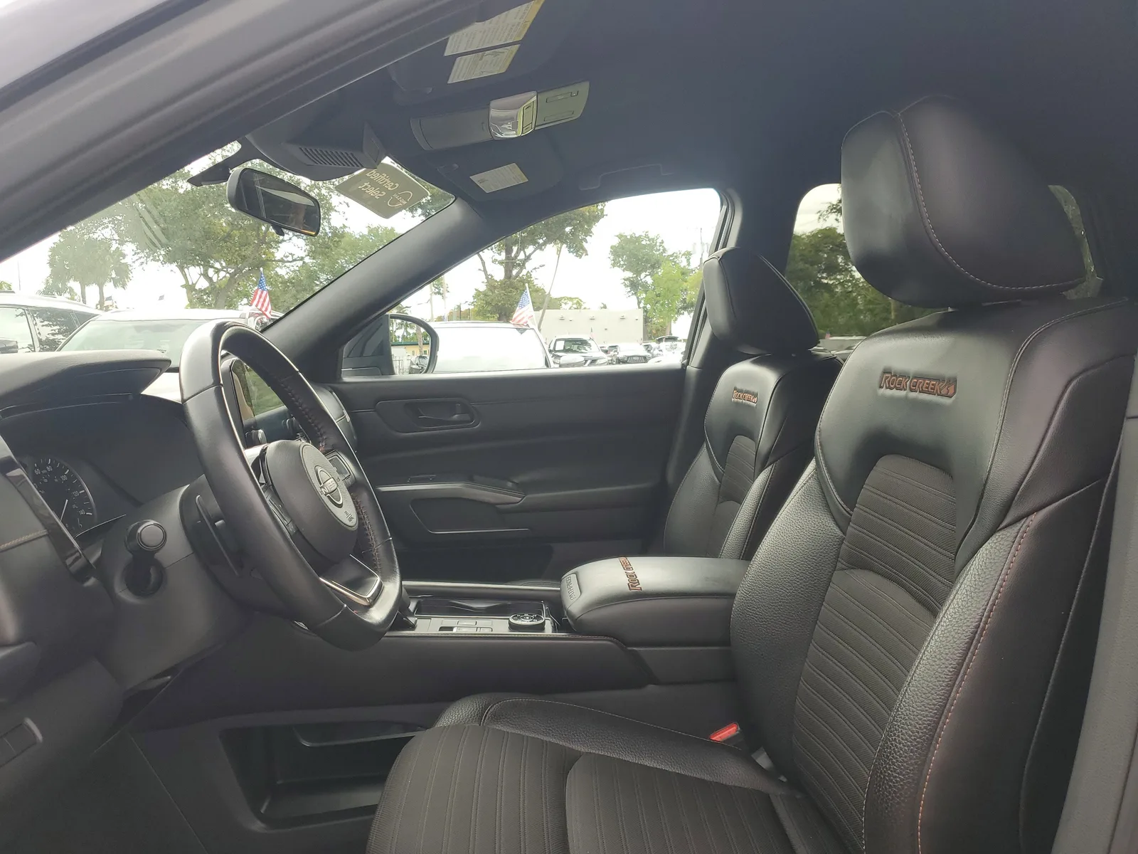2023 Nissan Pathfinder Rock Creek 4WD photo 9