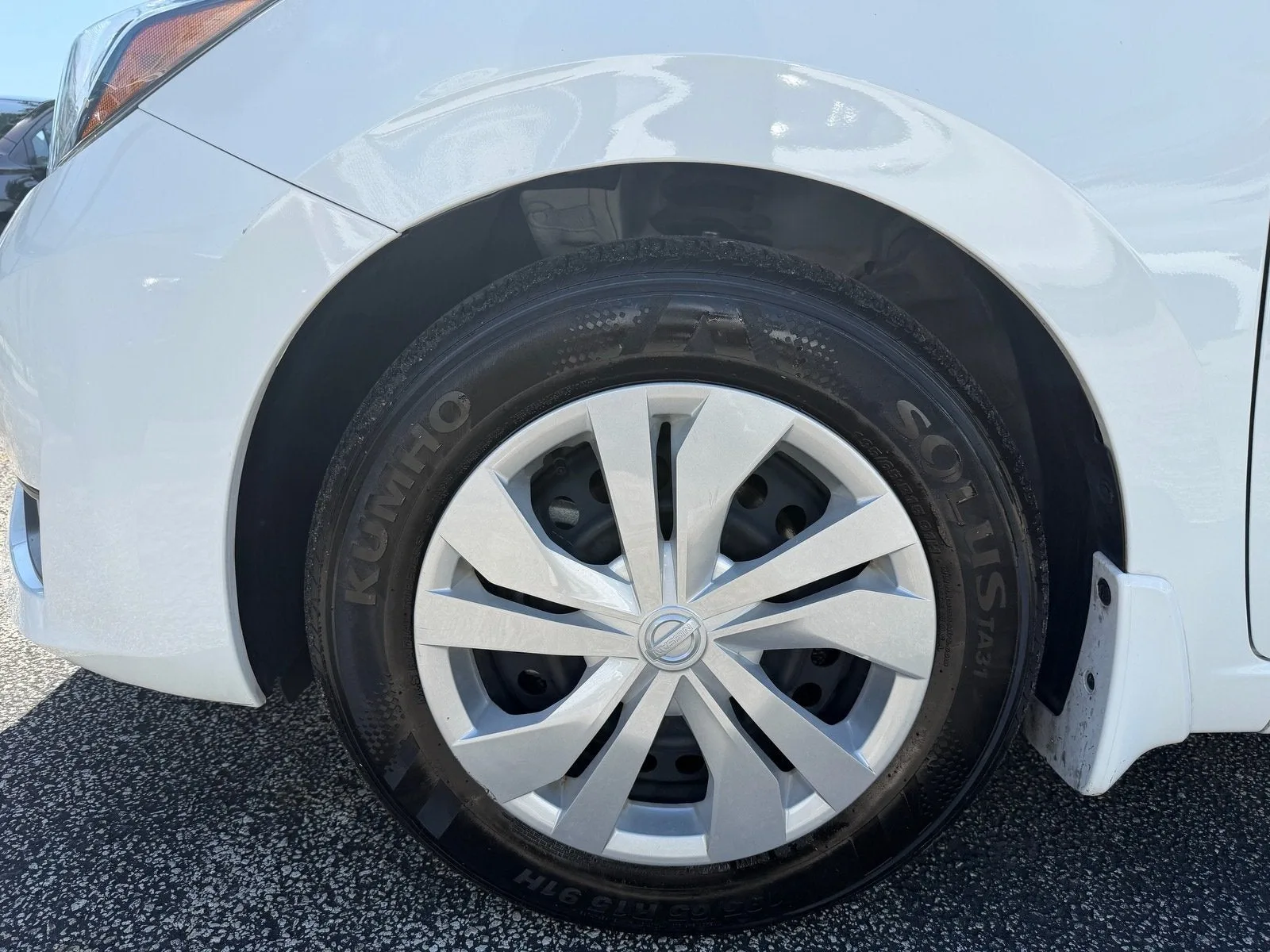 2025 Nissan Versa S photo 10