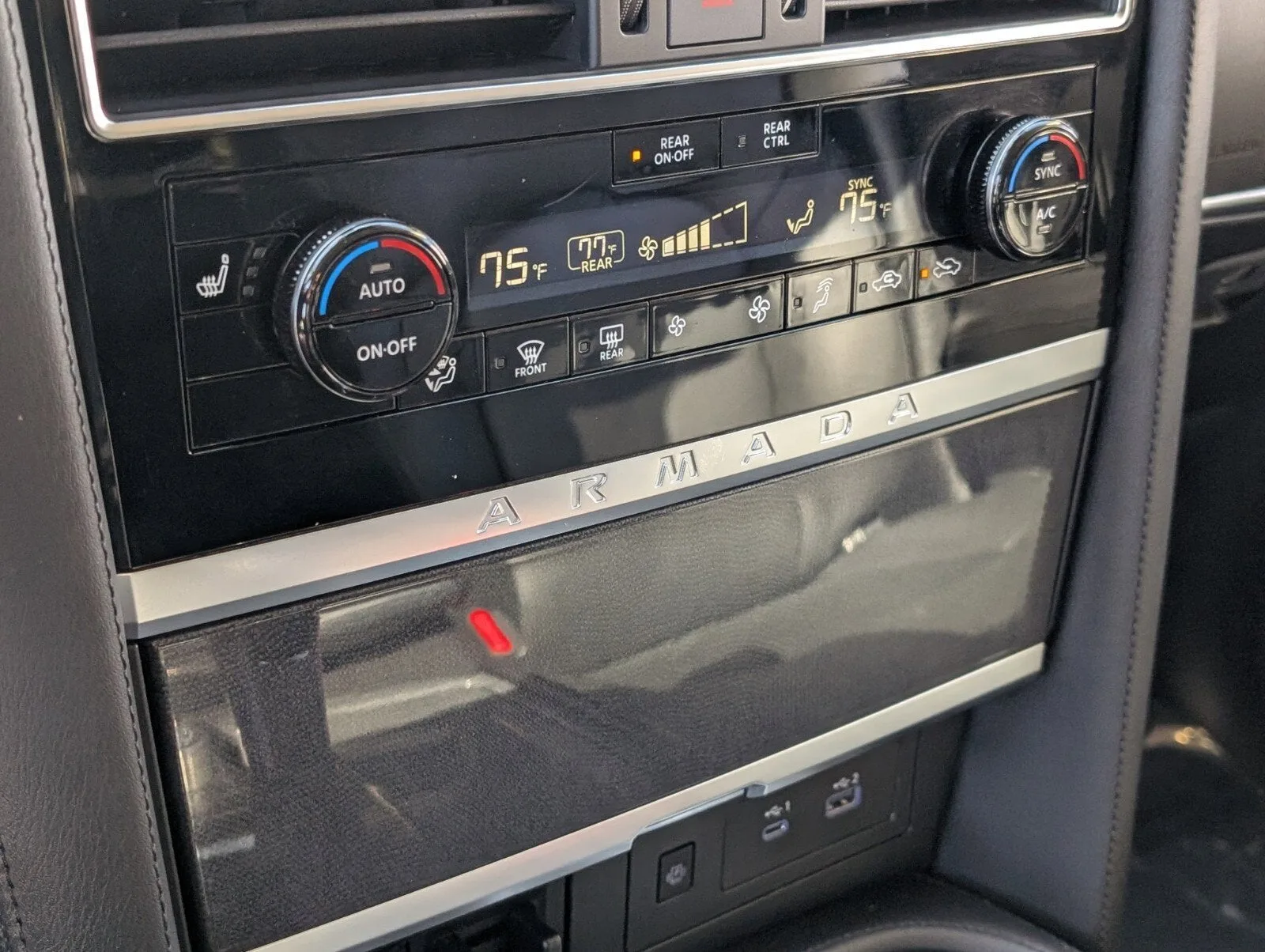 2024 Nissan Armada SV photo 25