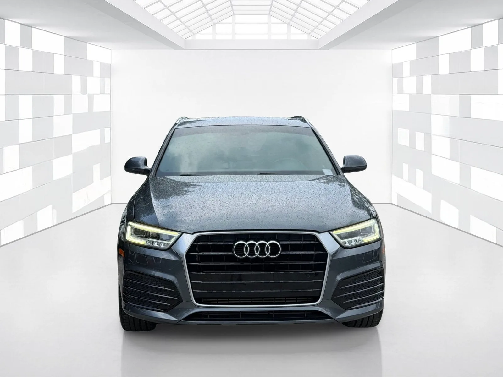 2018 Audi Q3 Premium Plus photo 2