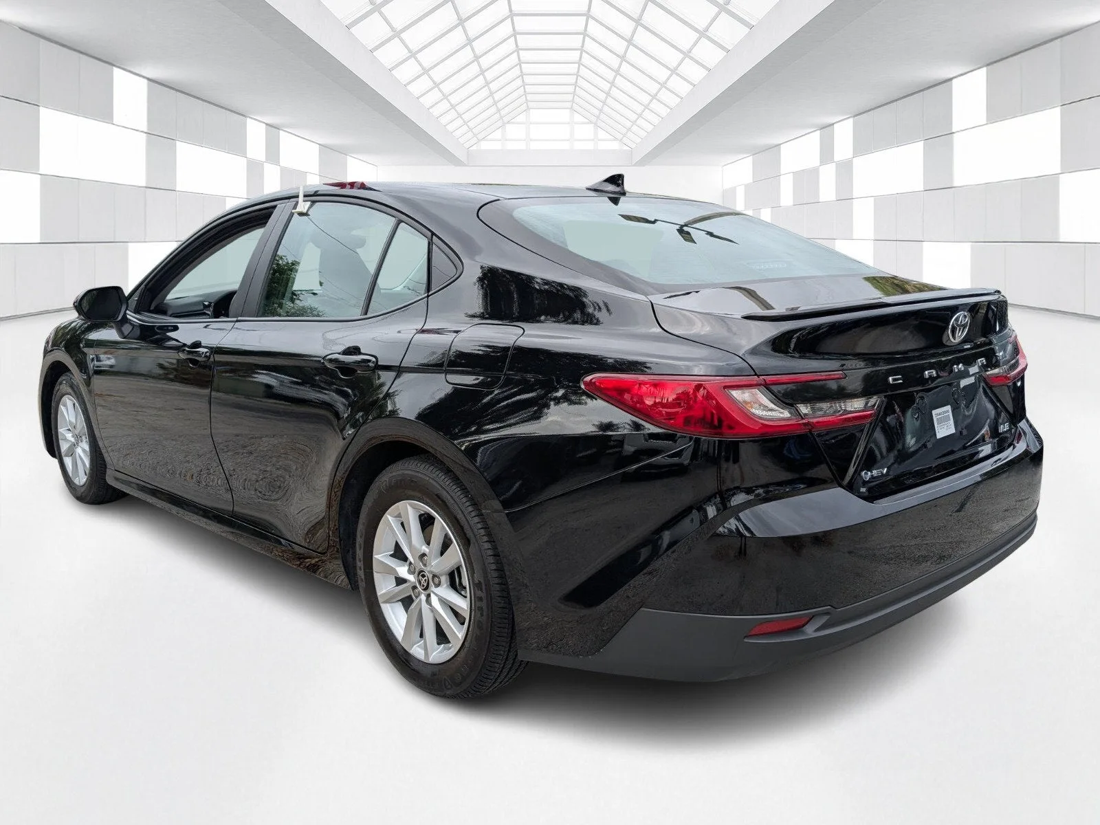 2025 Toyota Camry LE photo 4