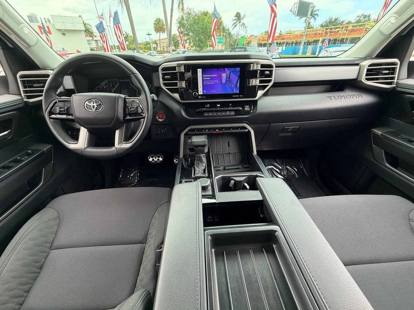 2023 Toyota Tundra 4WD SR5 photo 13