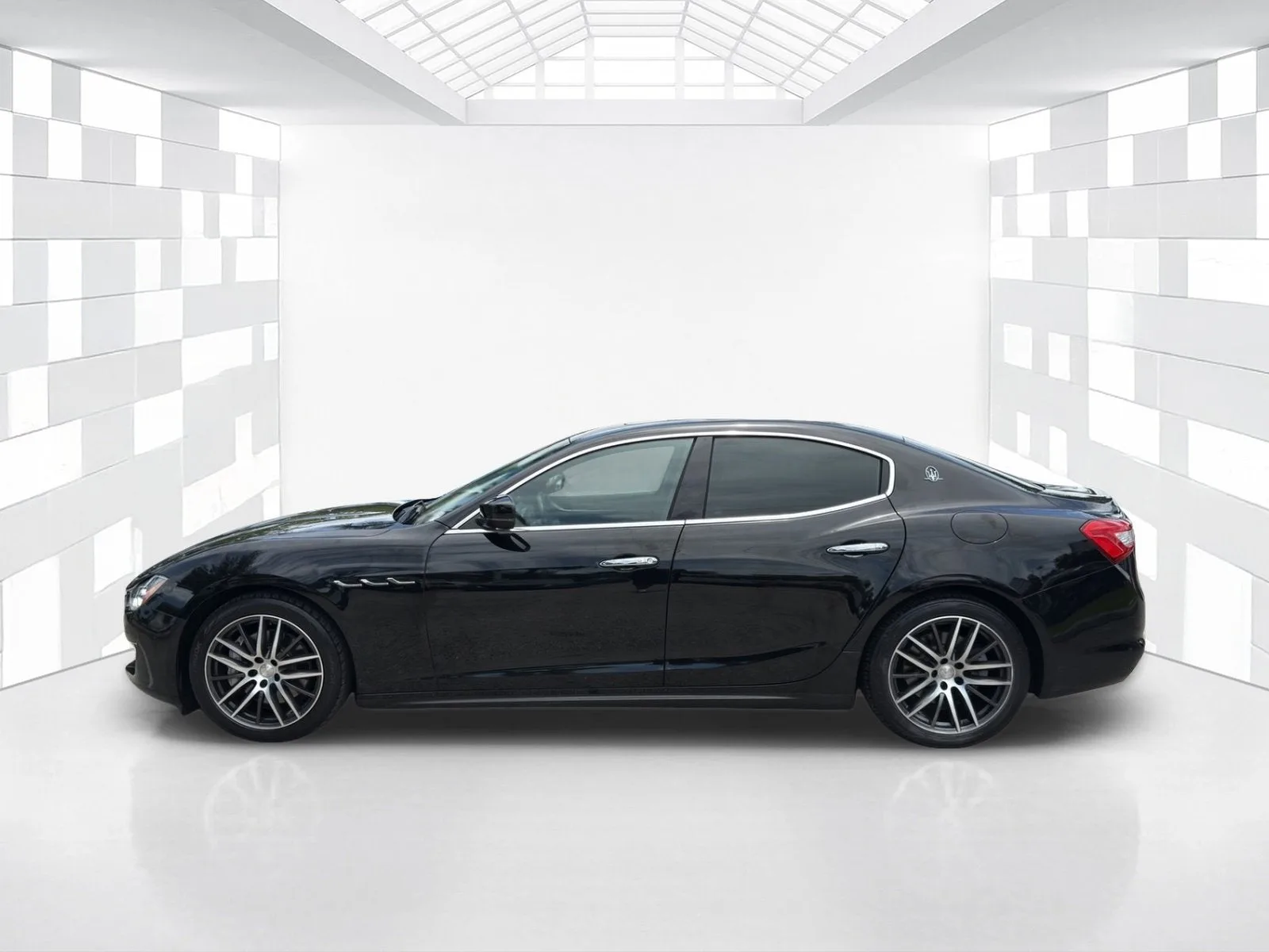 2018 Maserati Ghibli Base photo 4