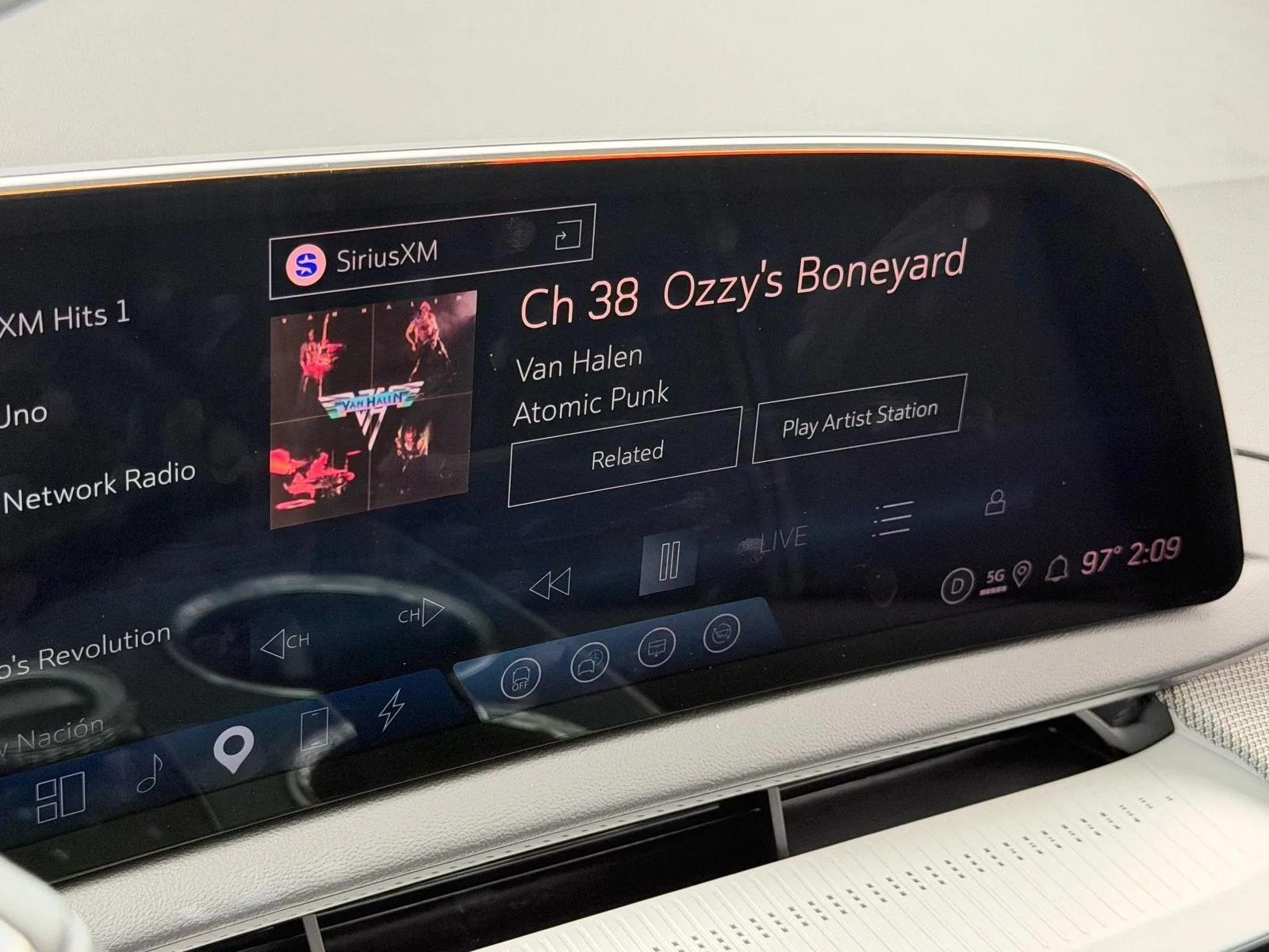 2026 Cadillac OPTIQ Sport photo 22