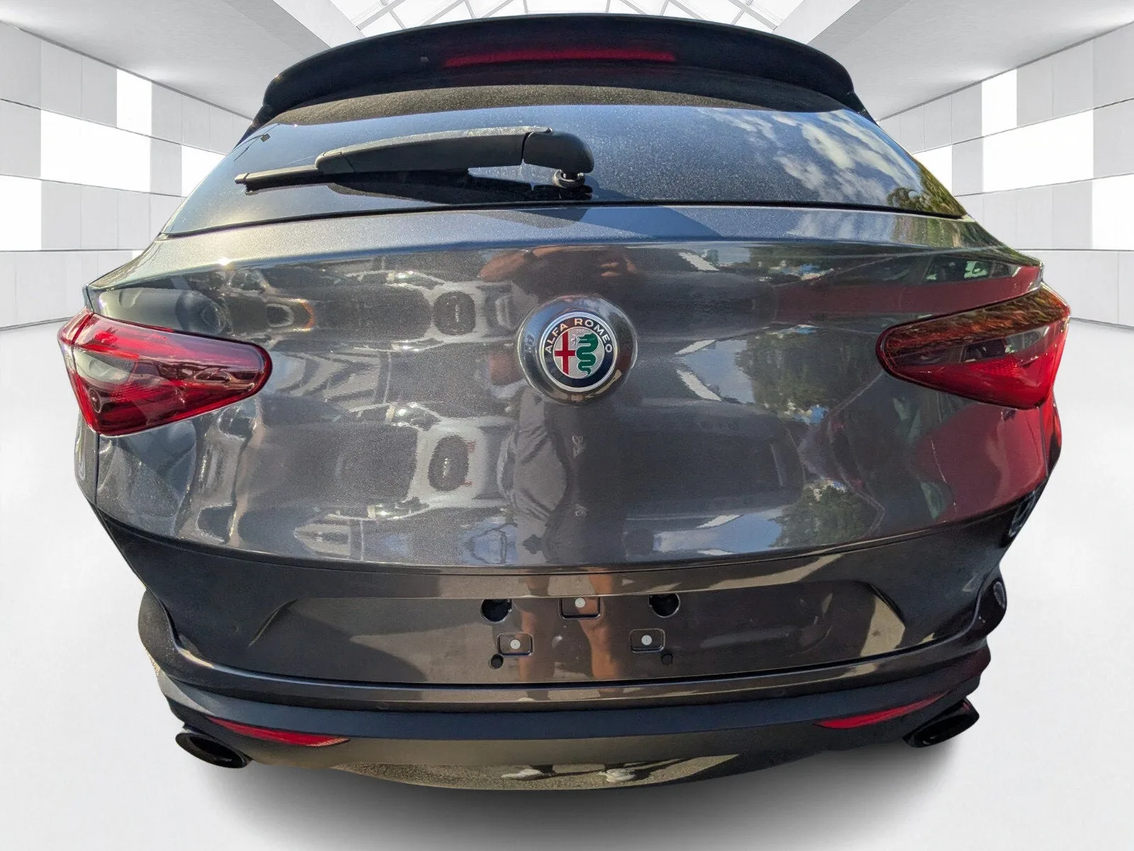2023 Alfa Romeo Stelvio Sprint photo 5