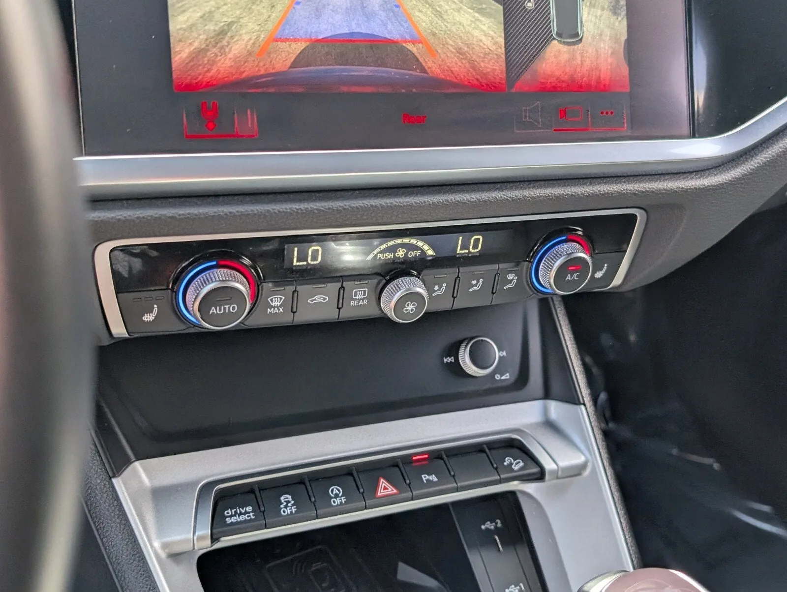 2022 Audi Q3 S line Premium Plus photo 30