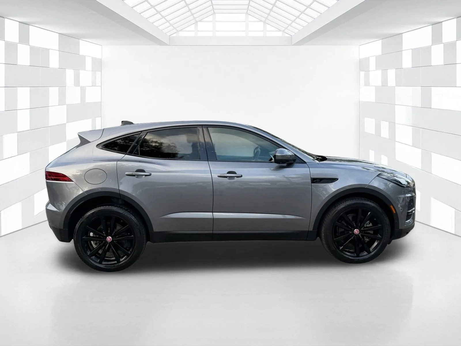 2021 Jaguar E-PACE SE photo 8
