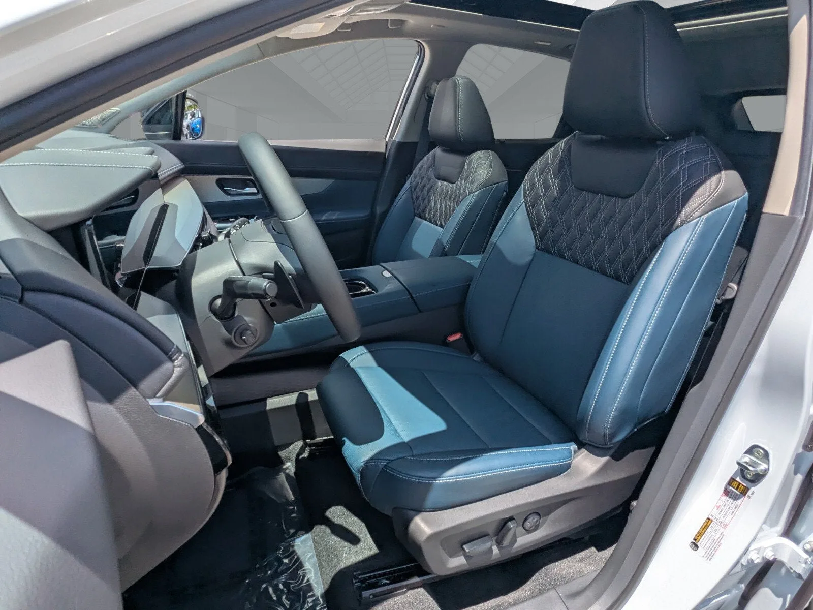 2026 Nissan Murano Platinum photo 9