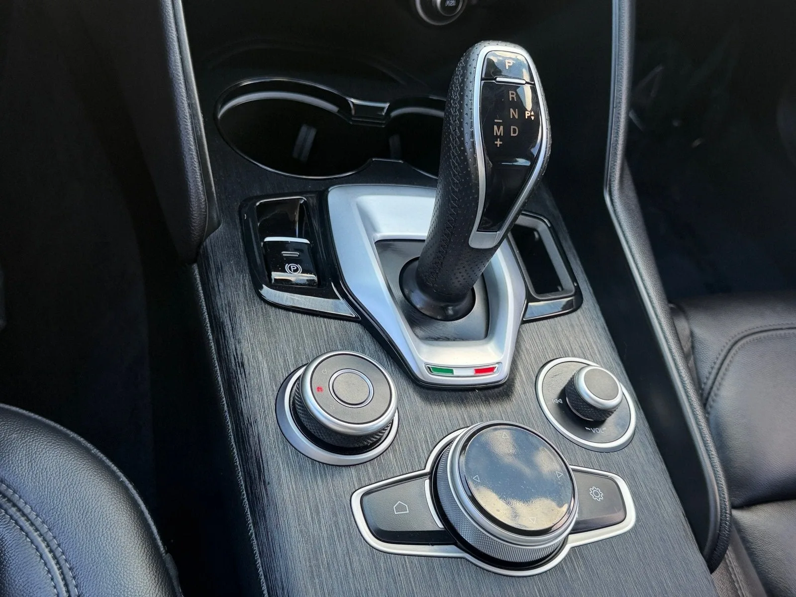 2023 Alfa Romeo Giulia Sprint photo 26