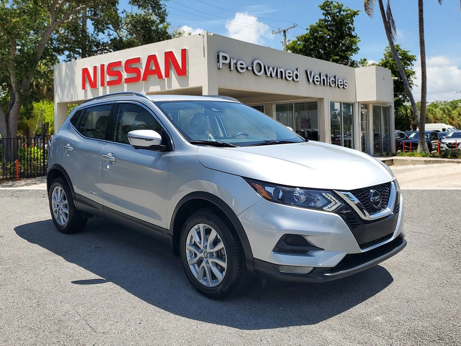 2022 Nissan Rogue Sport SV photo 3
