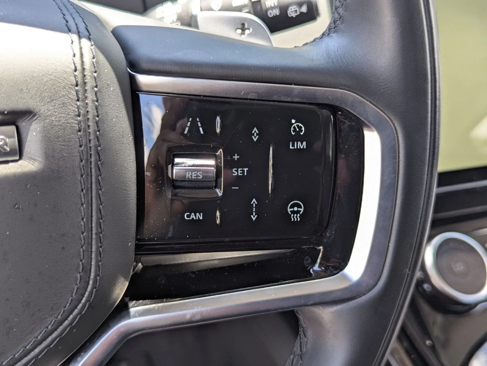 2023 Land Rover Range Rover Sport SE photo 27