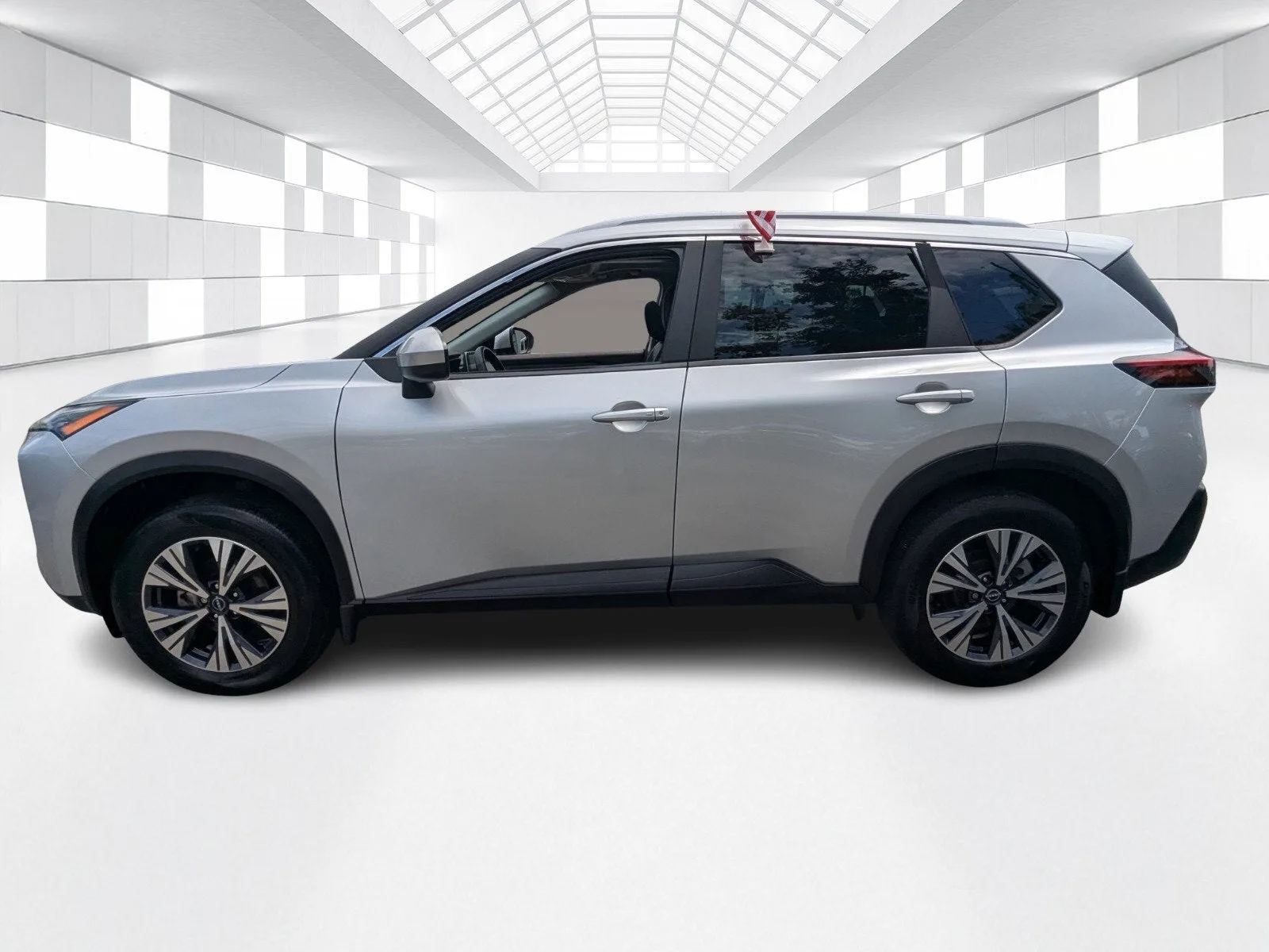 2023 Nissan Rogue SV photo 4