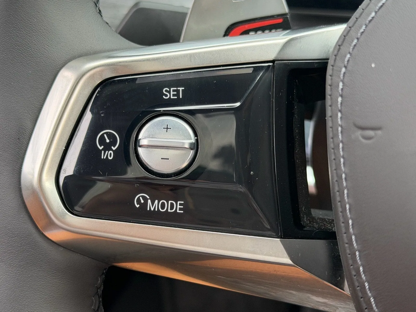 2025 BMW 7 Series 740i xDrive photo 28