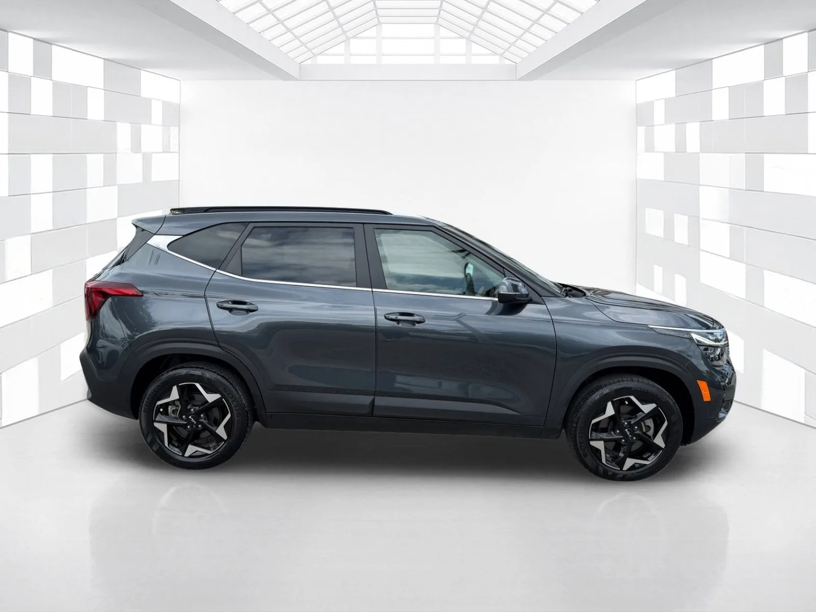 2024 Kia Seltos EX photo 8