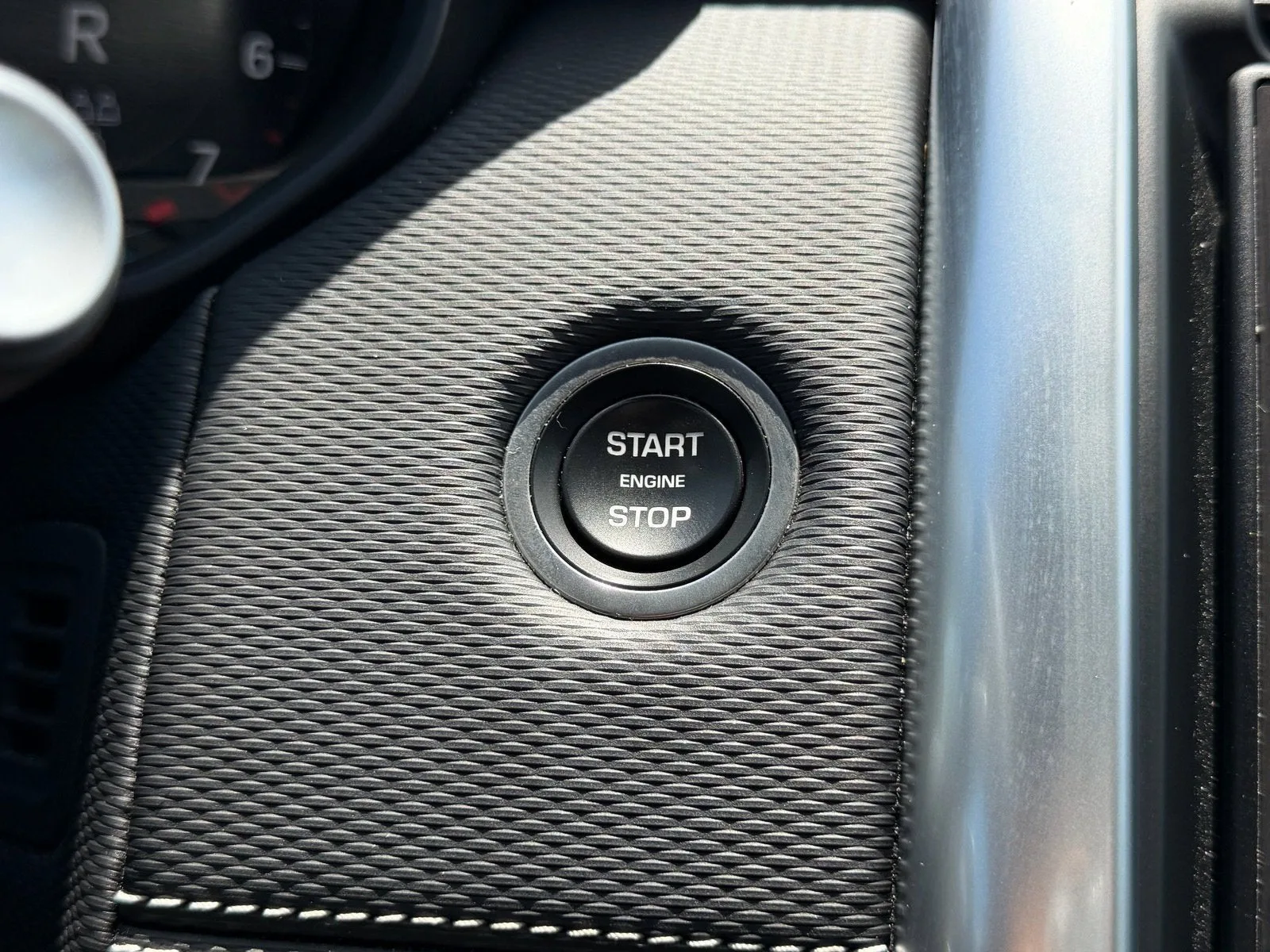 2024 Land Rover Discovery Dynamic SE photo 27
