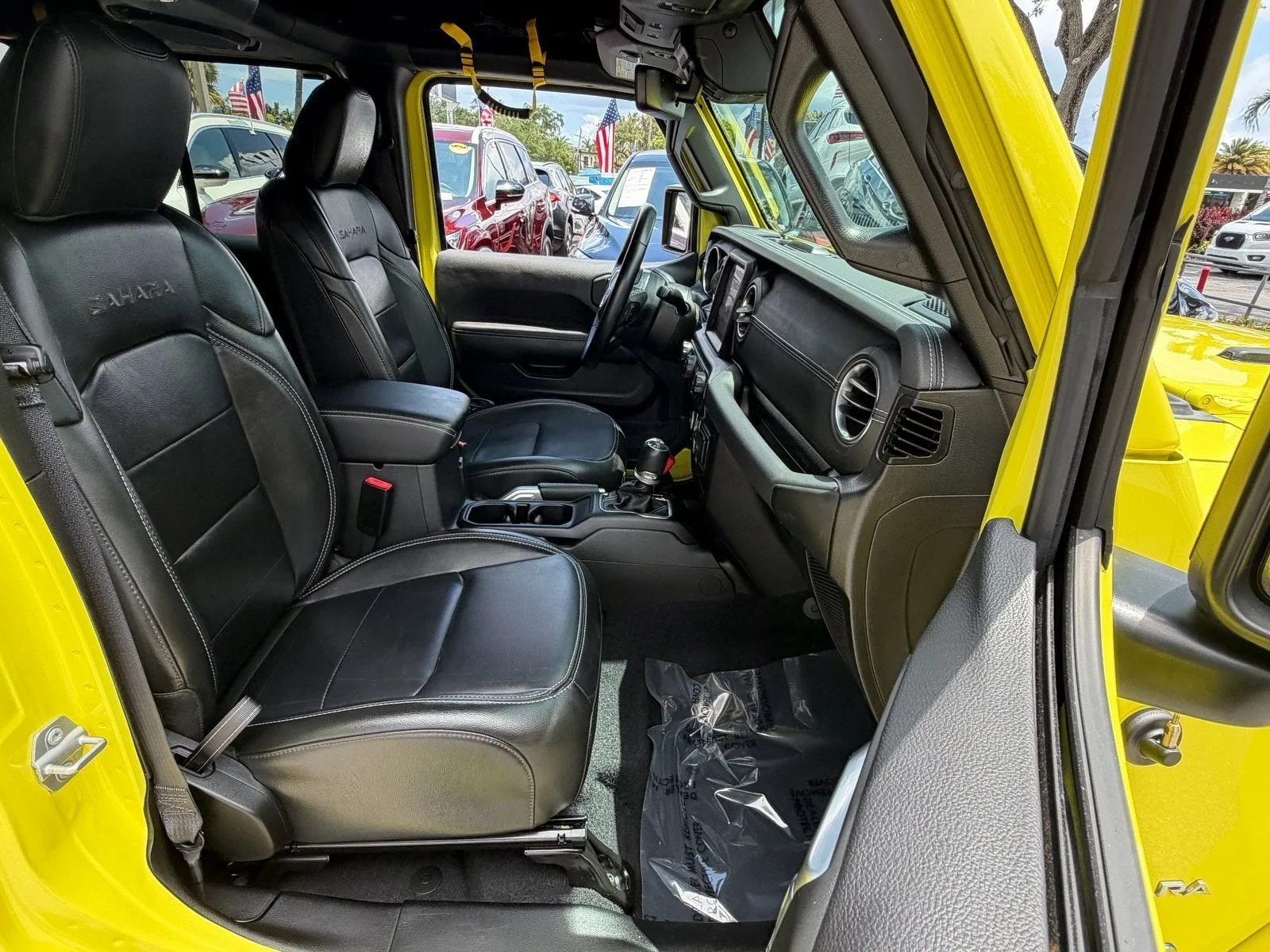 2022 Jeep Wrangler 4xe Unlimited Sahara photo 23