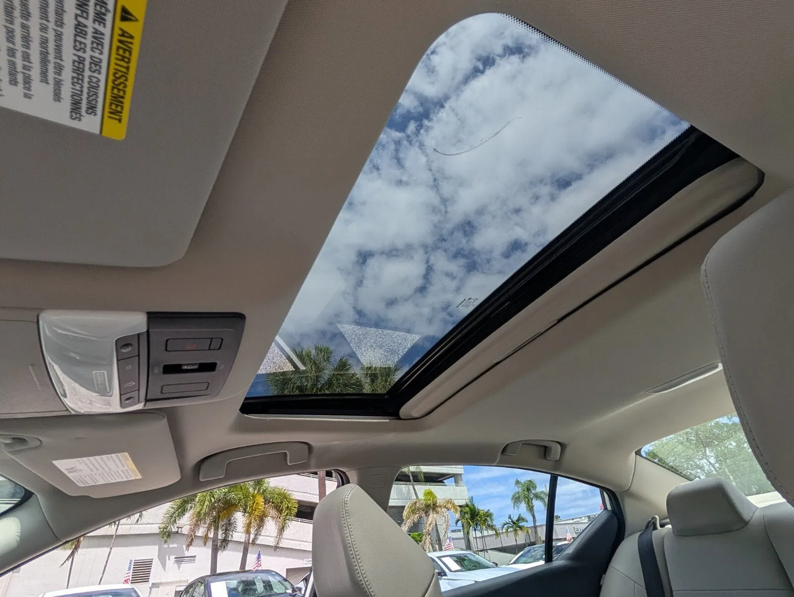 2025 Nissan Altima SL photo 22
