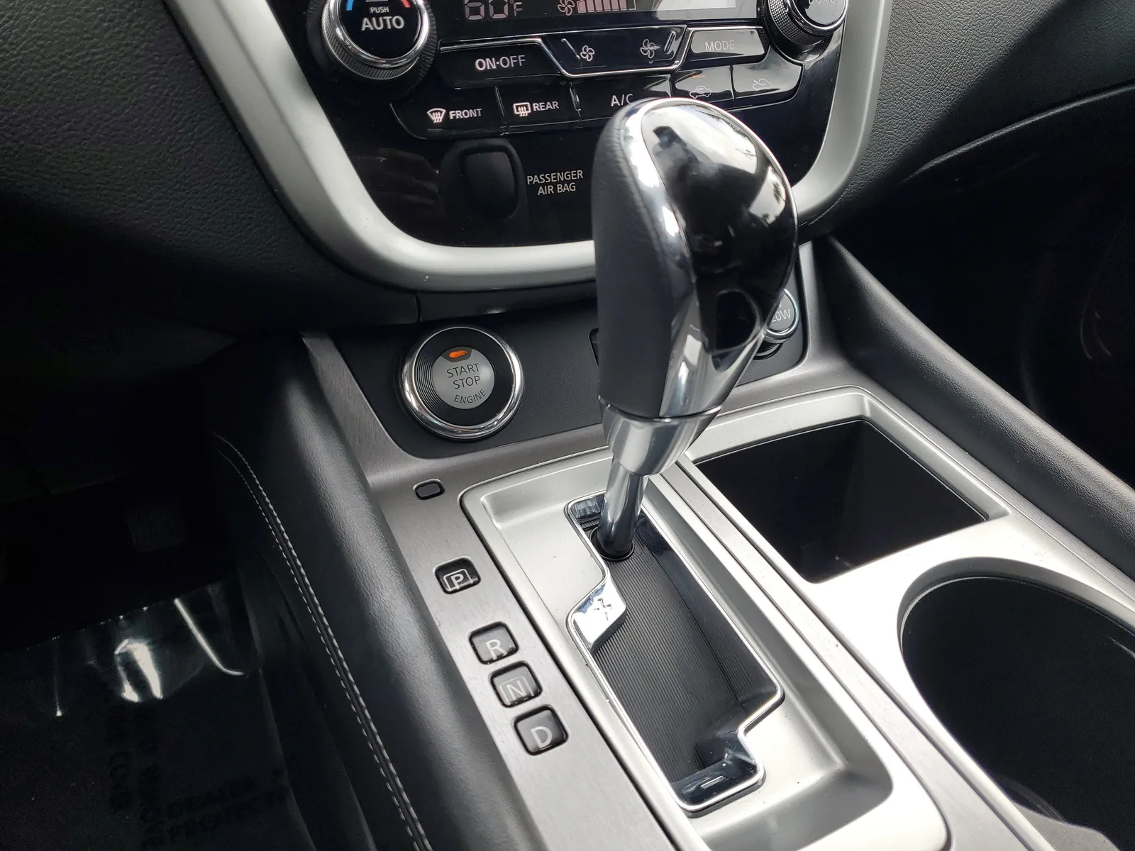 2020 Nissan Murano SV photo 24