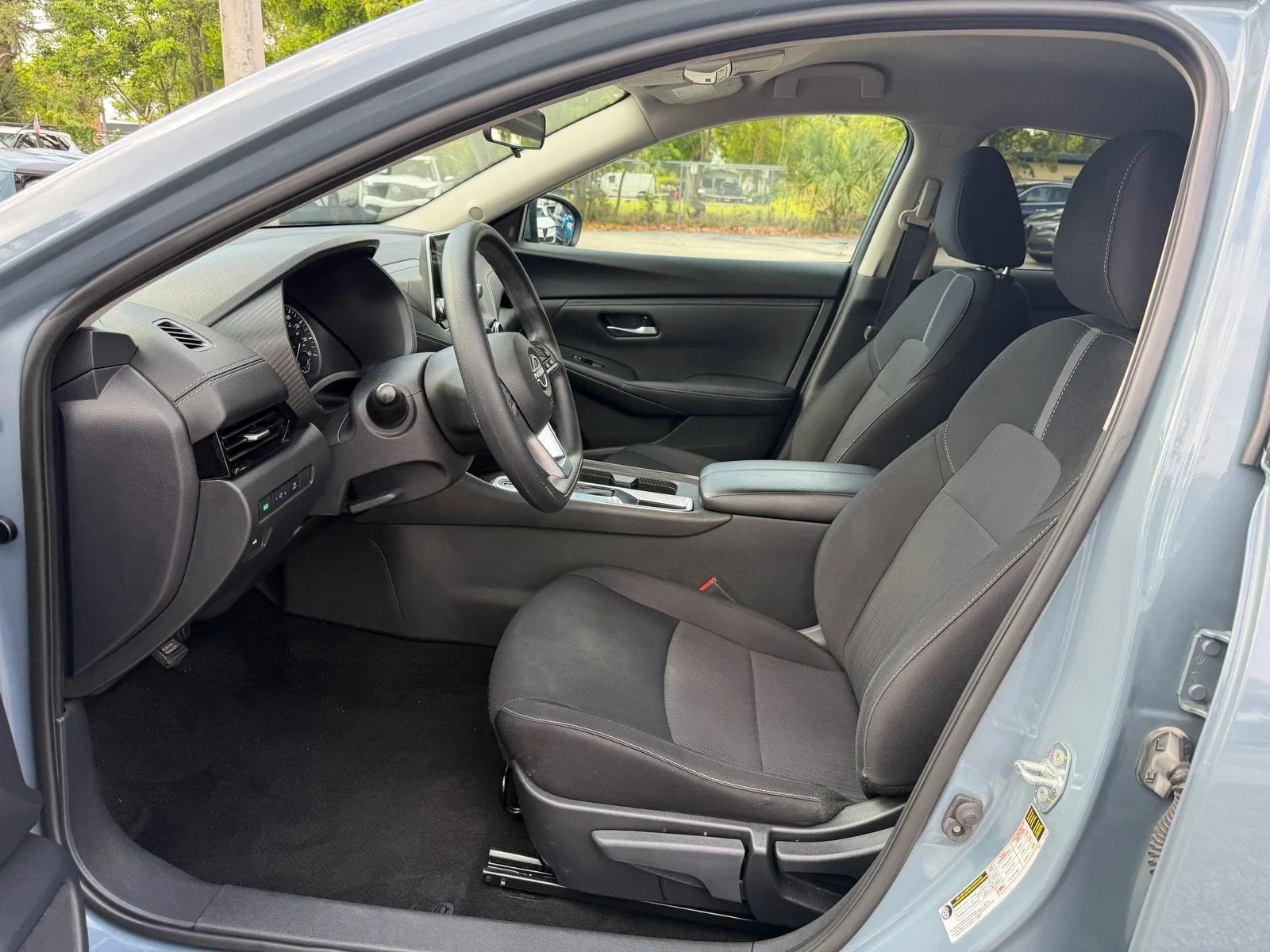 2024 Nissan Sentra SV photo 10