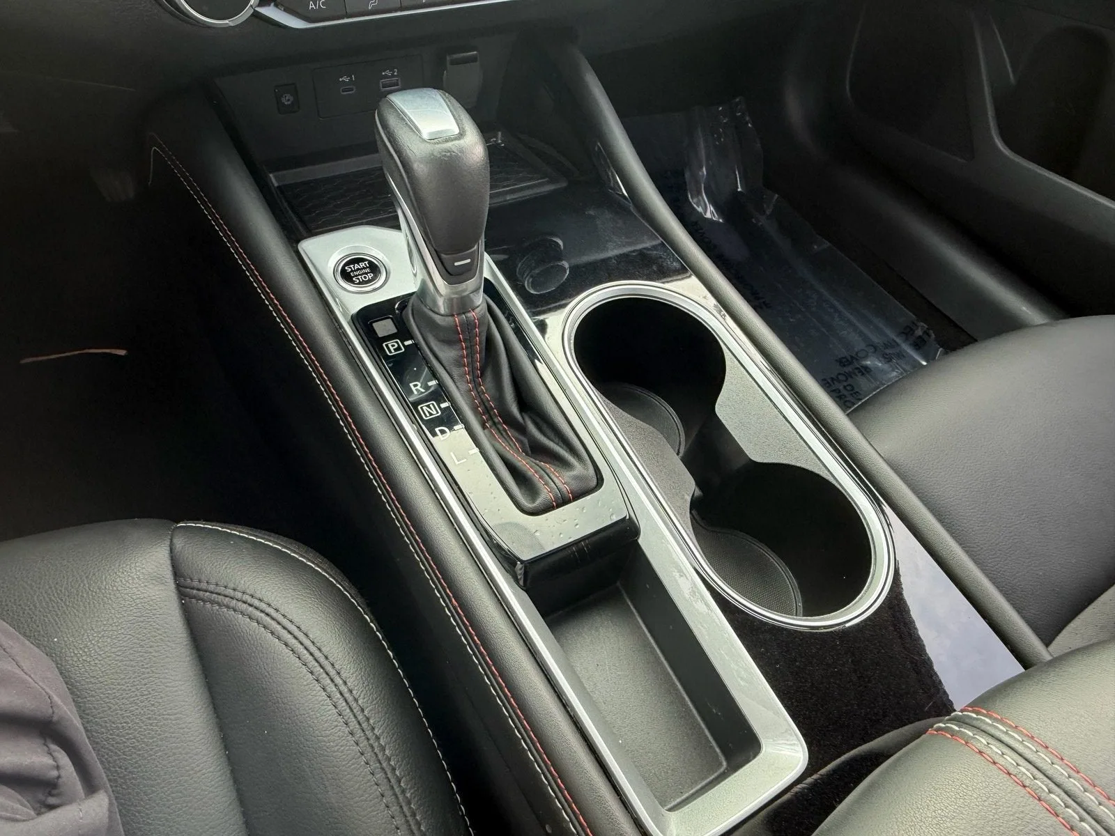 2024 Nissan Altima SR photo 25