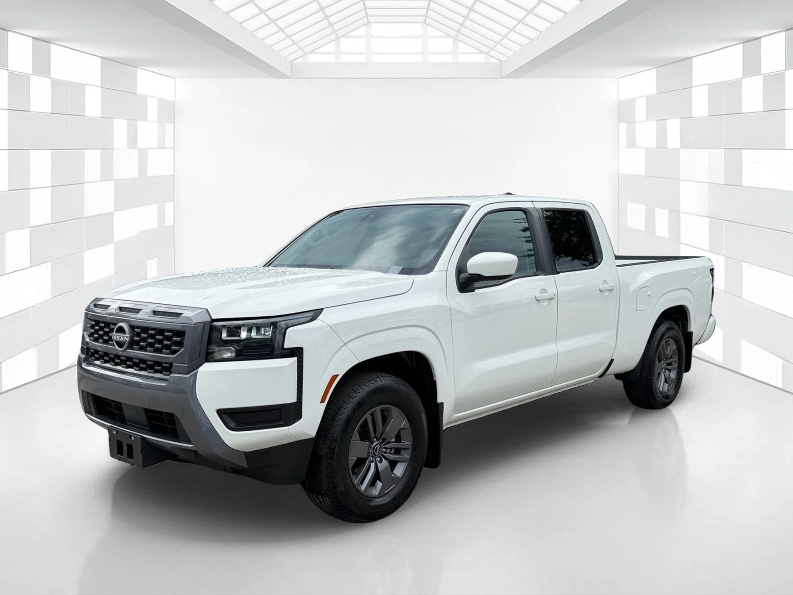 2026 Nissan Frontier Crew Cab SV Long Bed photo 3