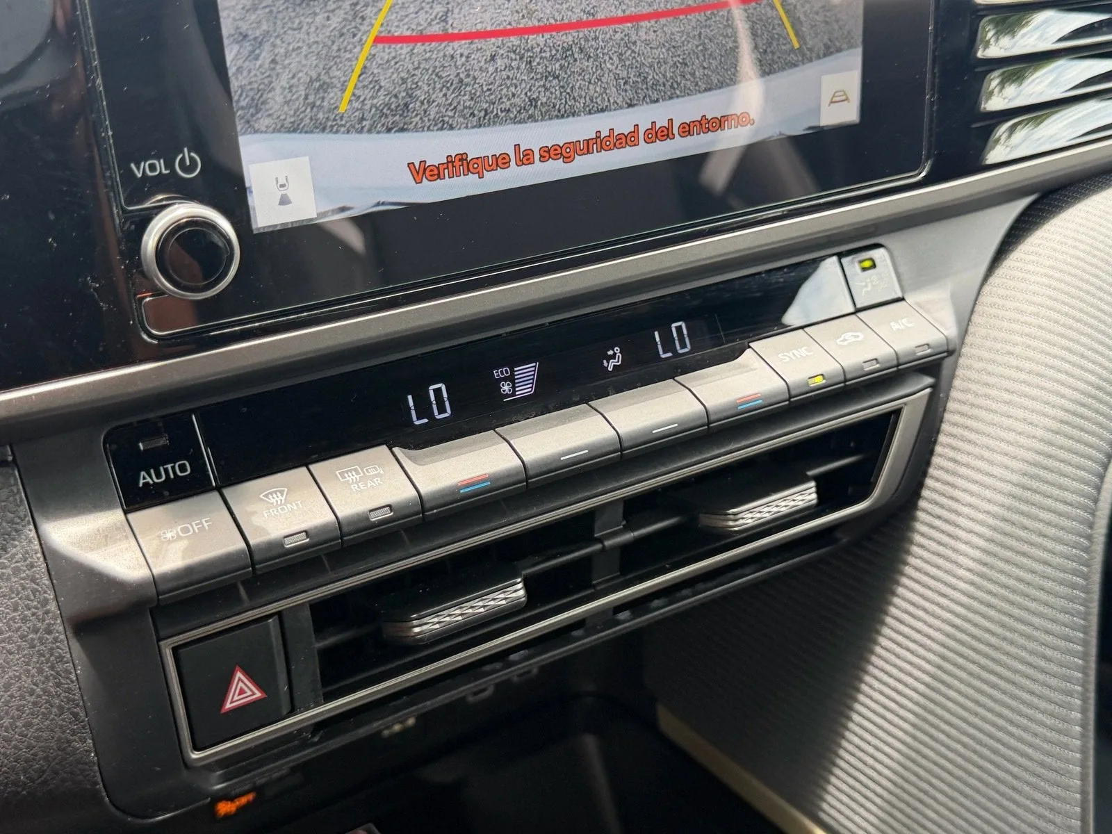 2026 Toyota Camry SE photo 23